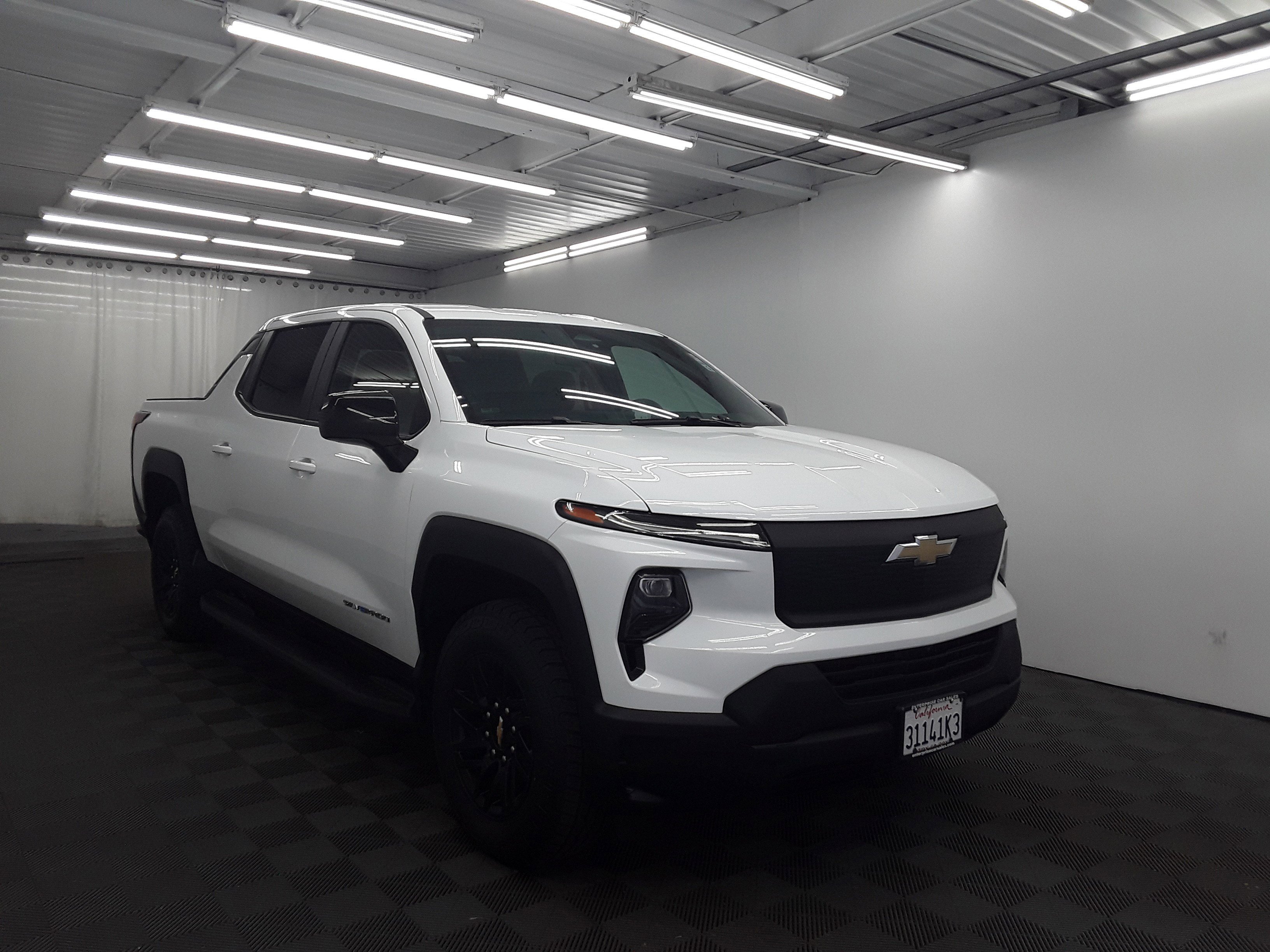 Used 2024 Chevrolet Silverado EV e4WD Crew Cab Work Truck w/3WT