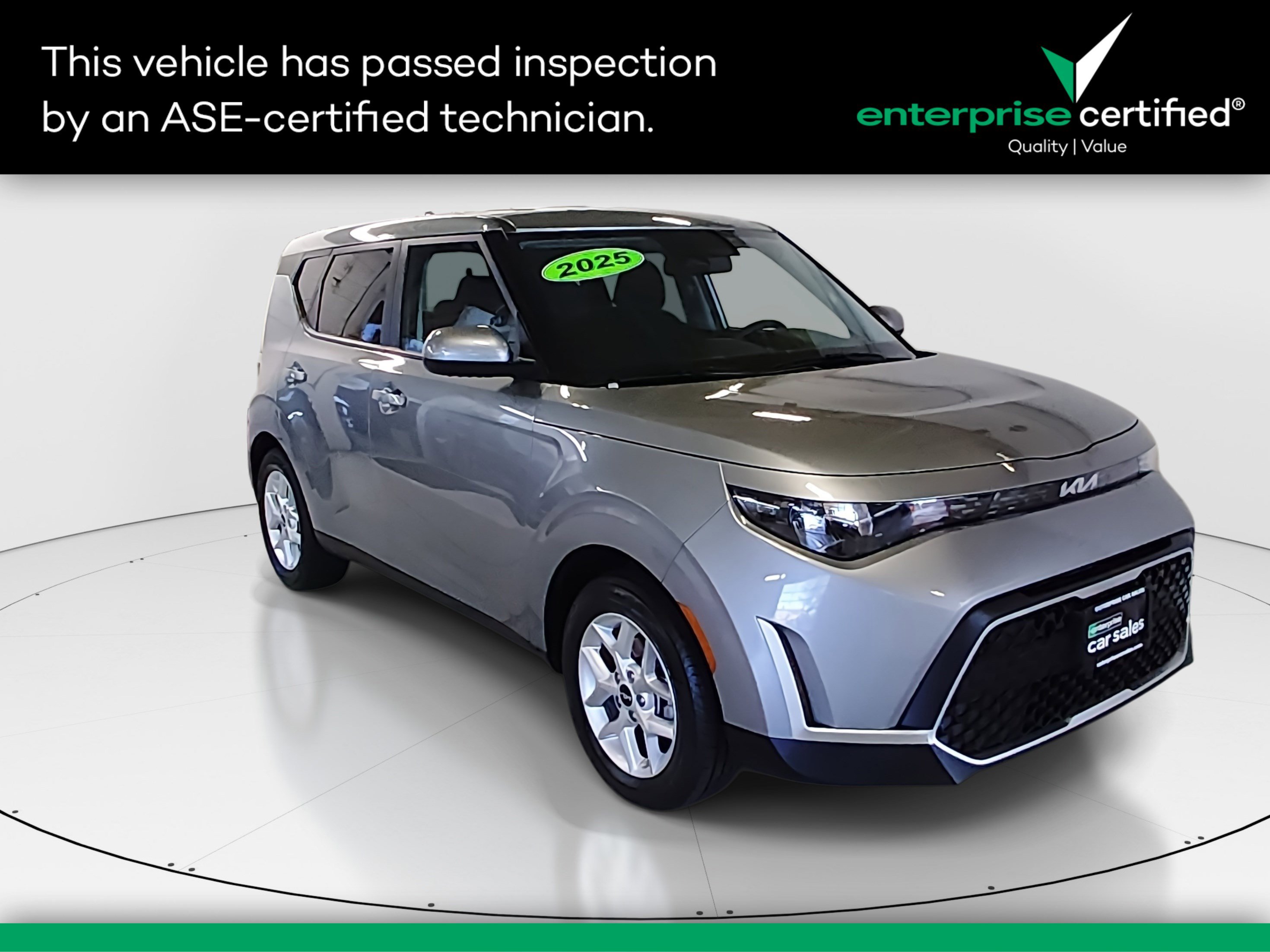 2025 Kia Soul LX's photo