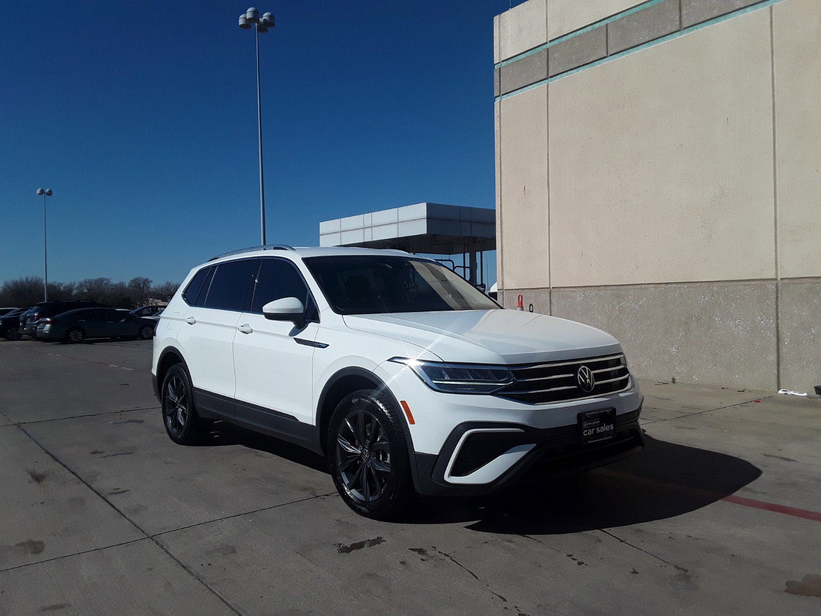 2022 Volkswagen Tiguan 2.0T SE FWD