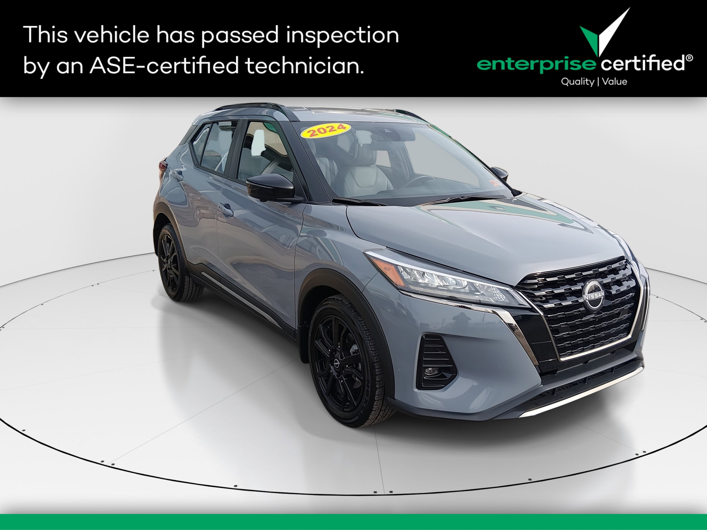 2024 Nissan Kicks SR's photo