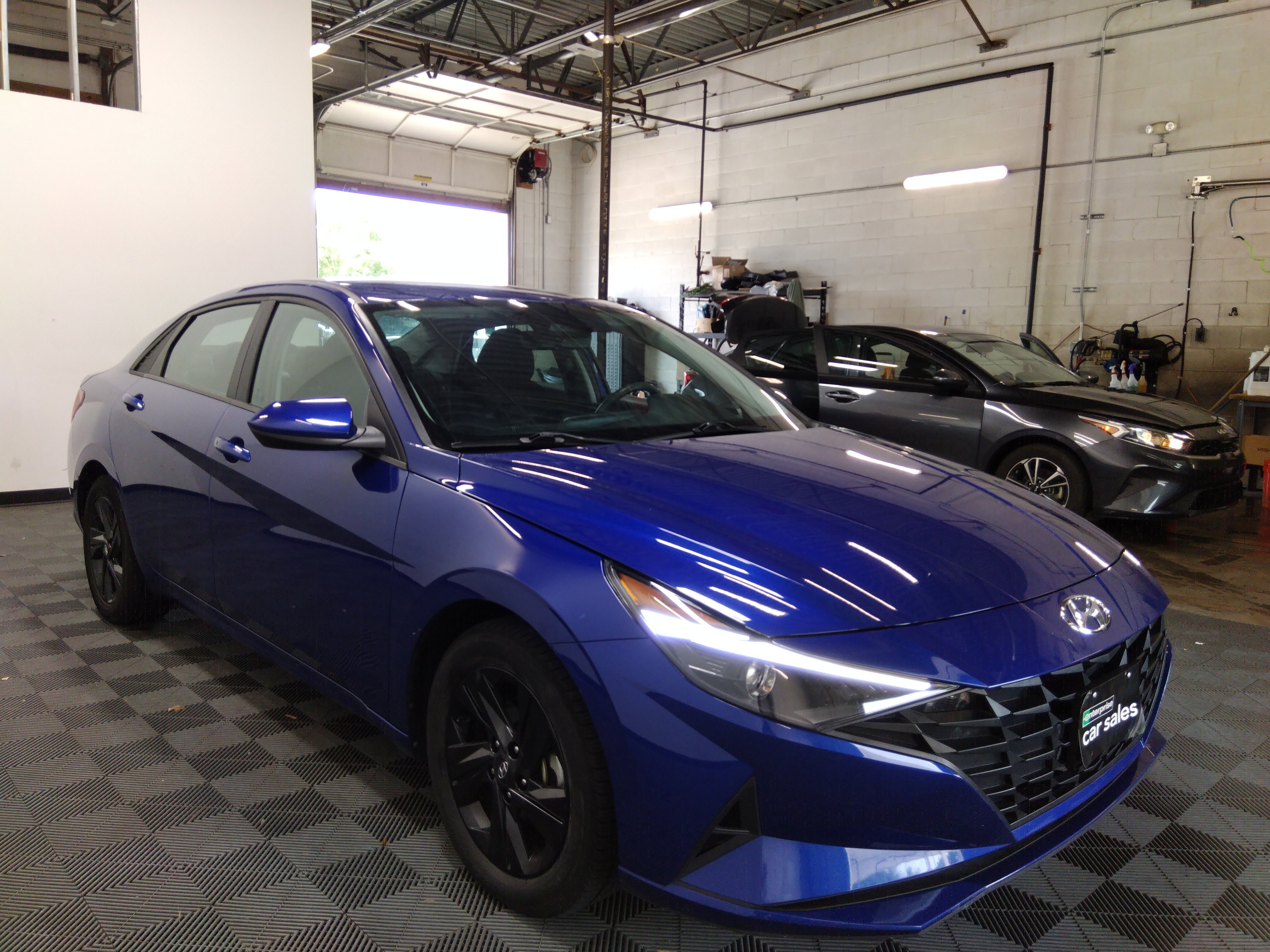 2023 Hyundai Elantra SEL IVT