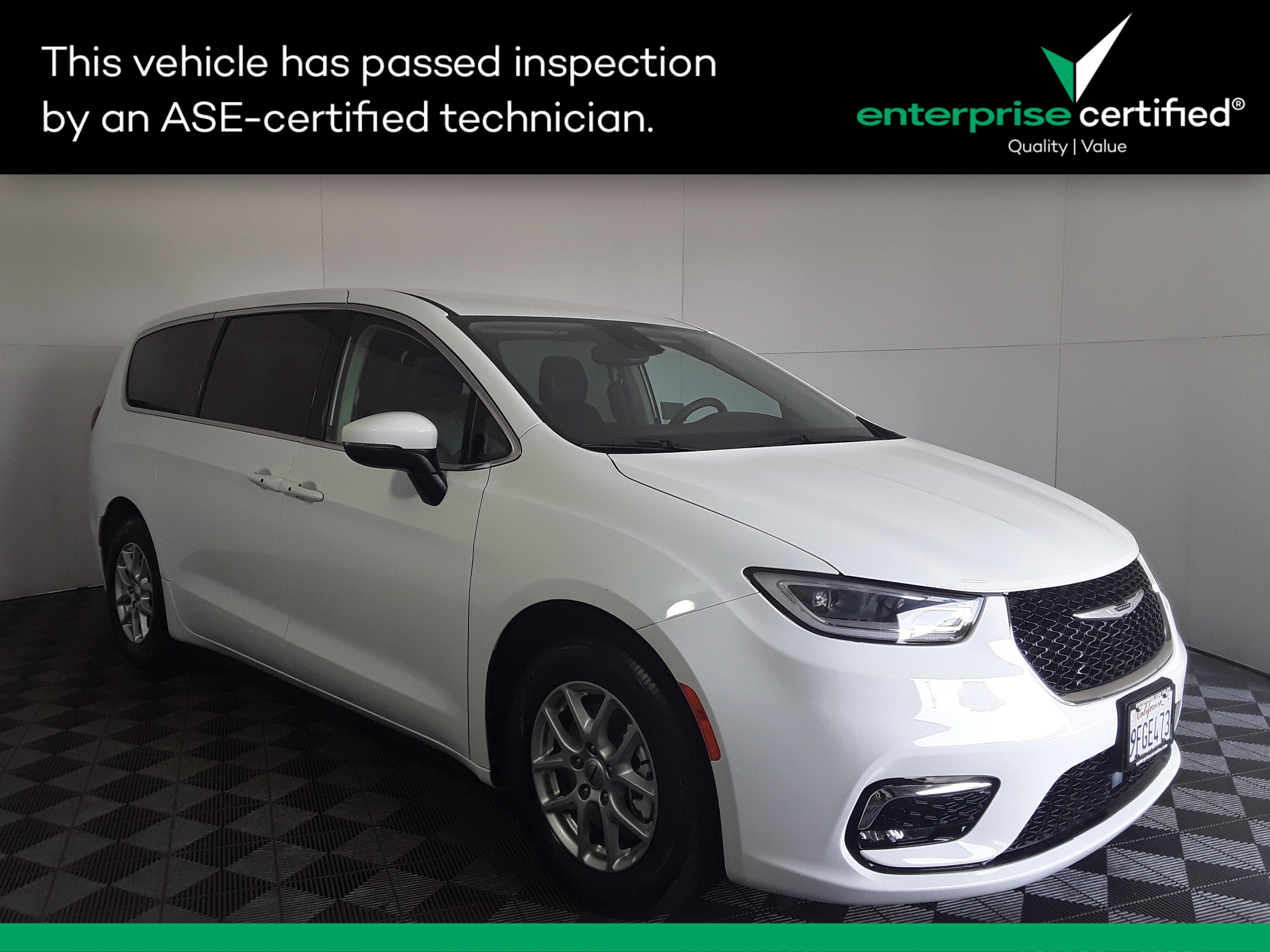 2023 Chrysler Pacifica Touring L FWD