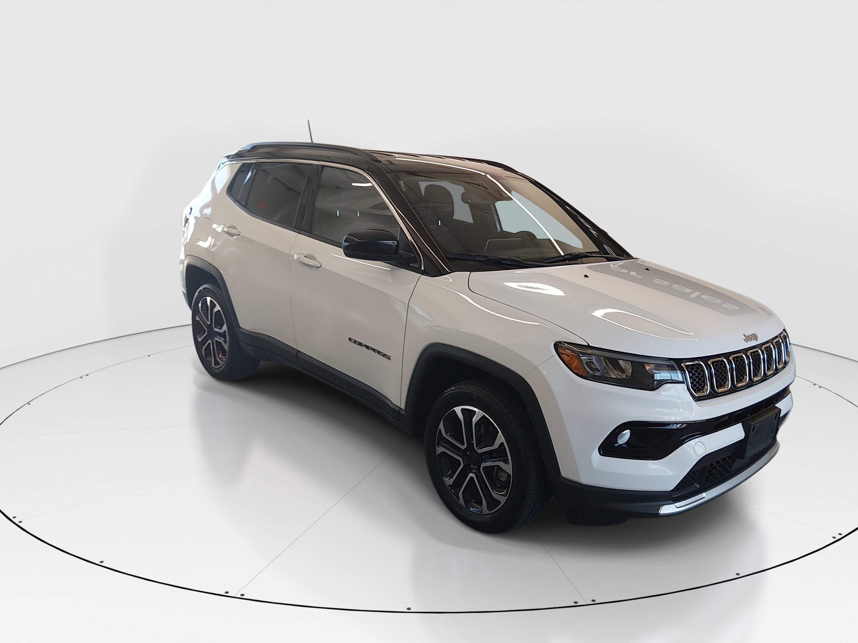 2023 Jeep Compass Limited's photo