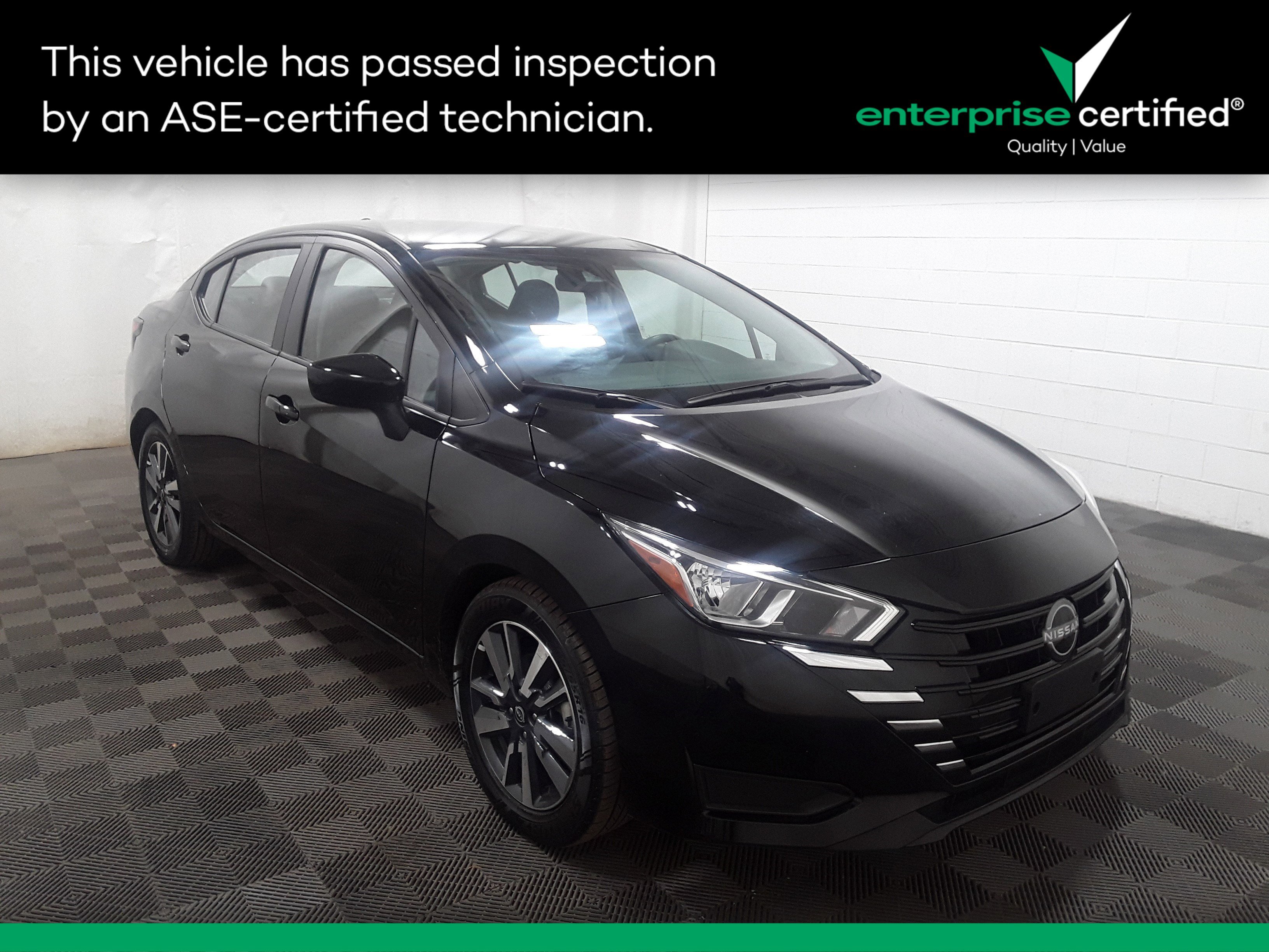 2023 Nissan Versa SV CVT
