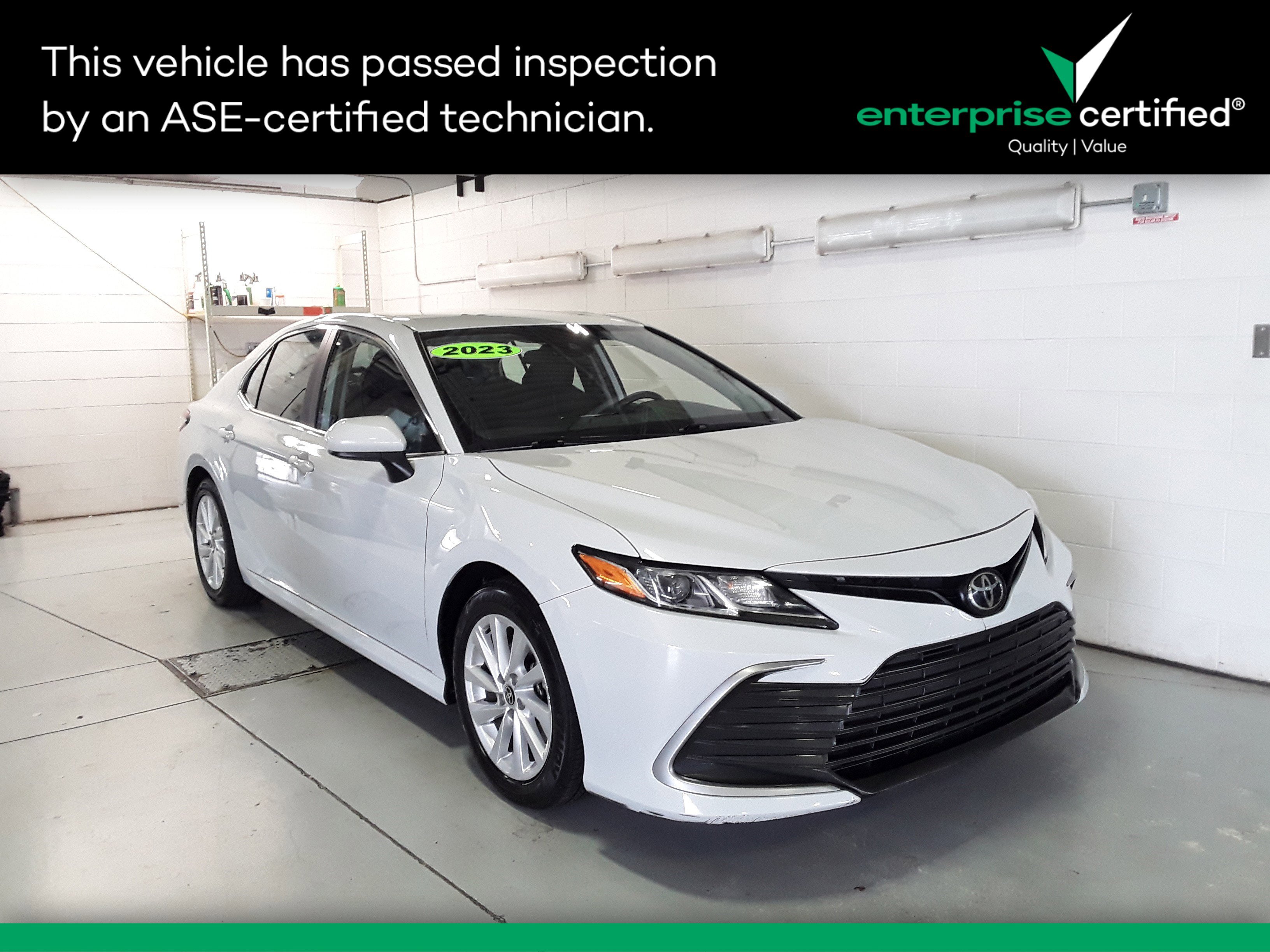 2023 Toyota Camry LE Auto