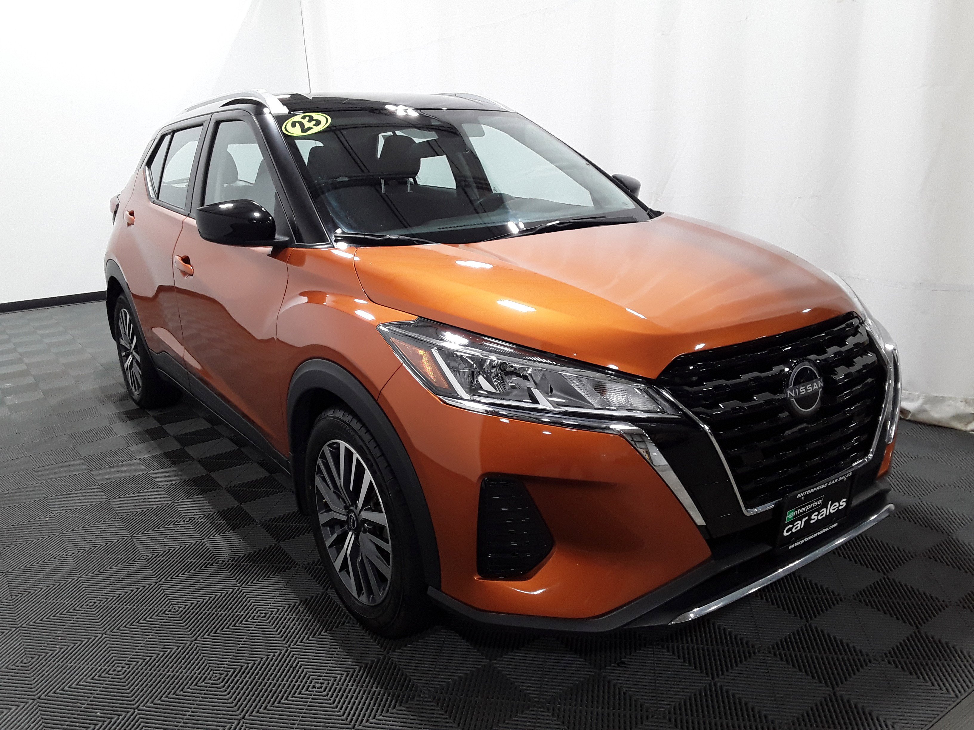 Used 2023 Nissan Kicks SV FWD