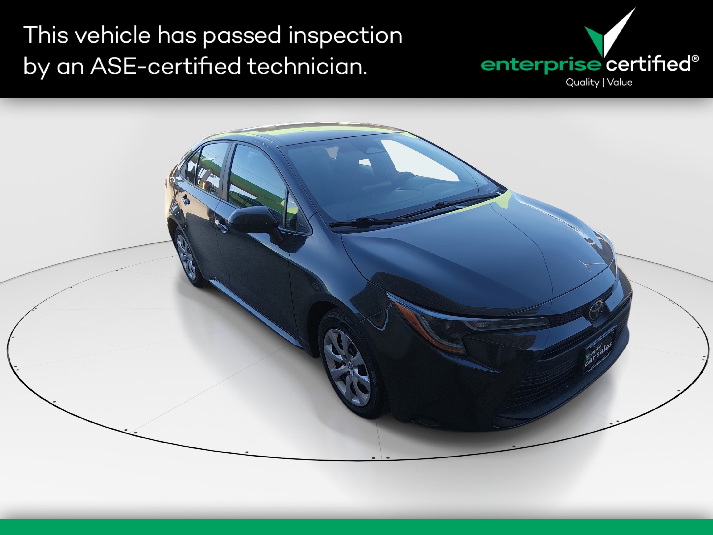 2023 Toyota Corolla LE's photo