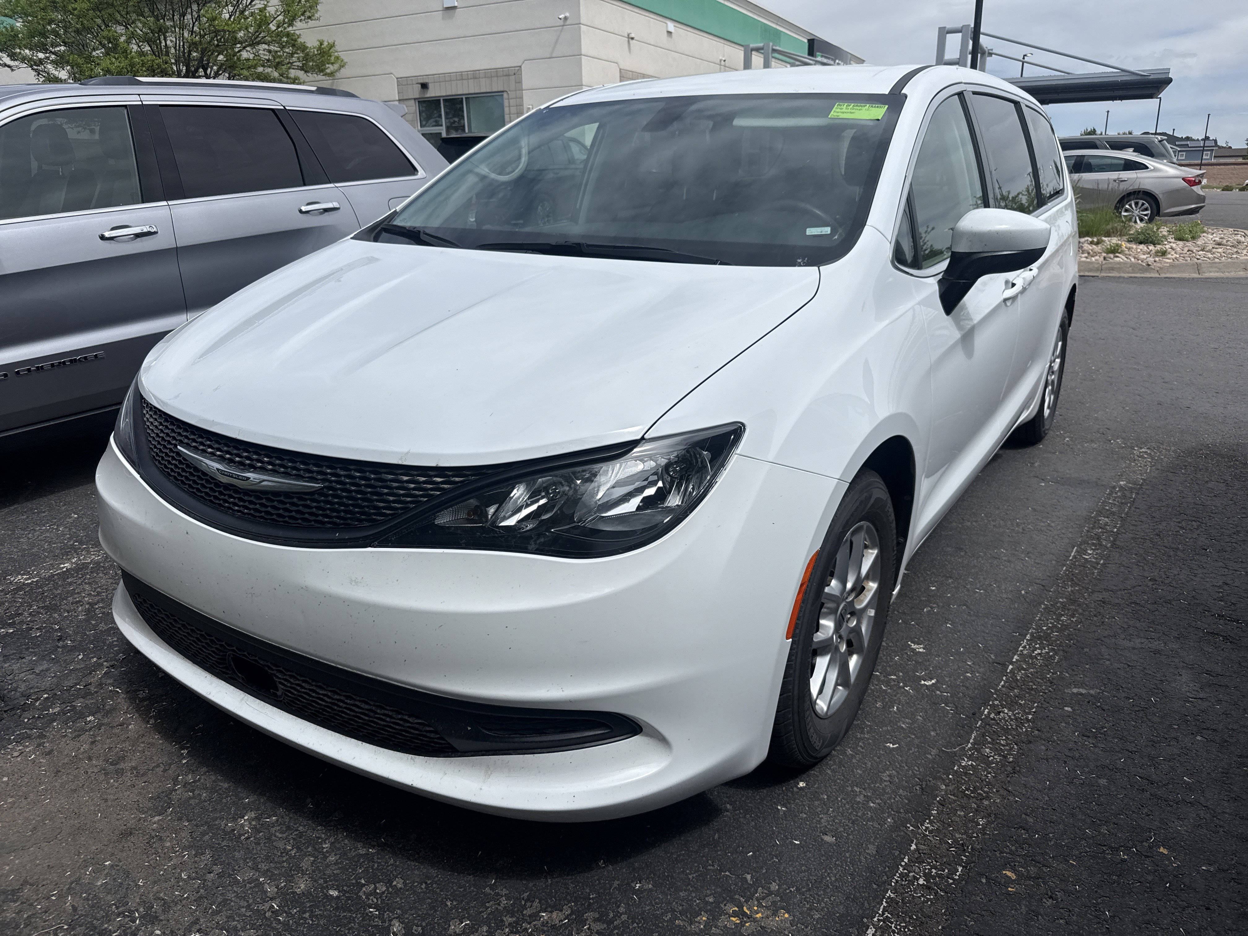 Used 2022 Chrysler Voyager LX FWD