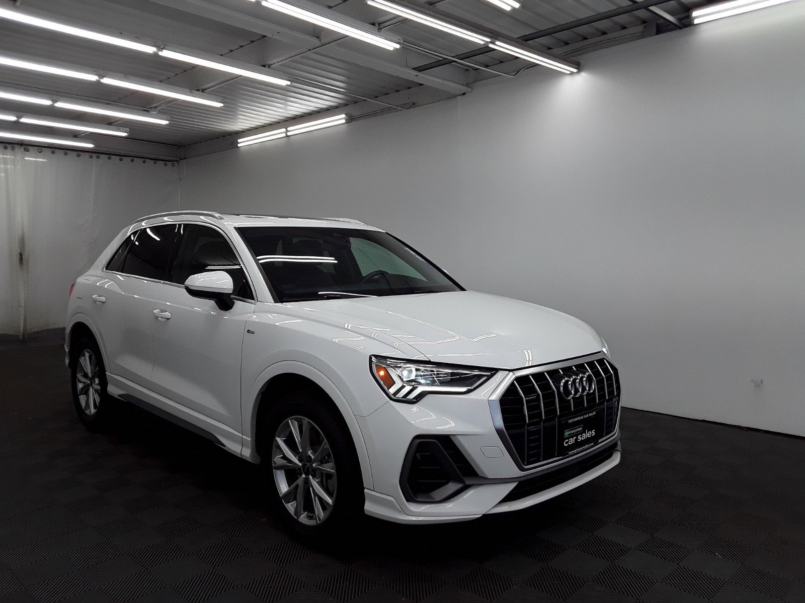 2023 Audi Q3 S line Premium 45 TFSI quattro