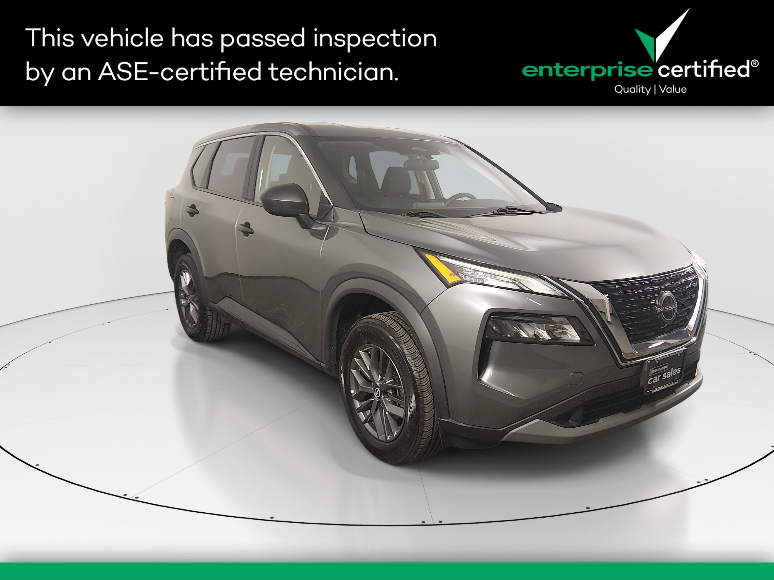 2023 Nissan Rogue S's photo