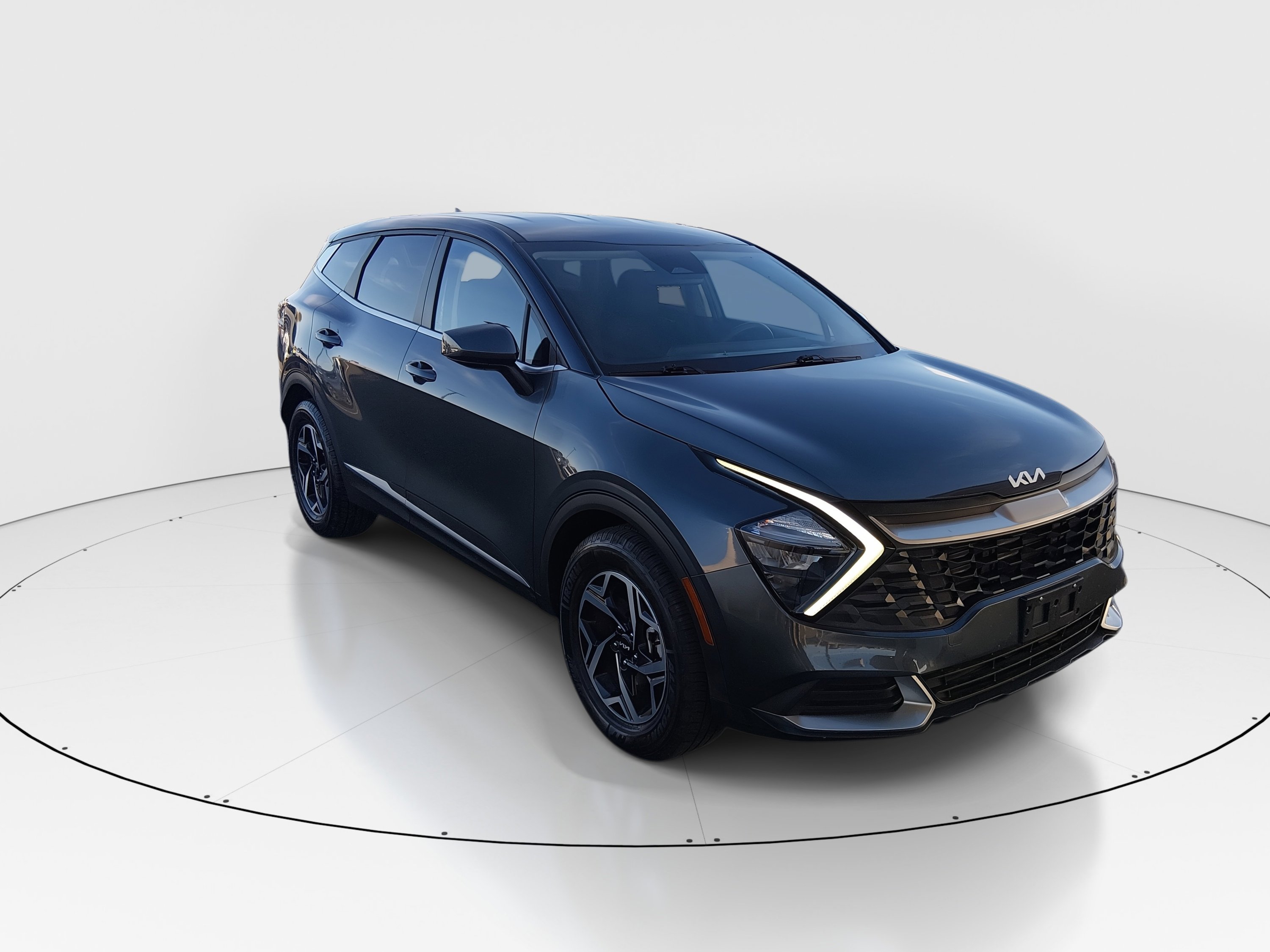 2023 Kia Sportage LX's photo