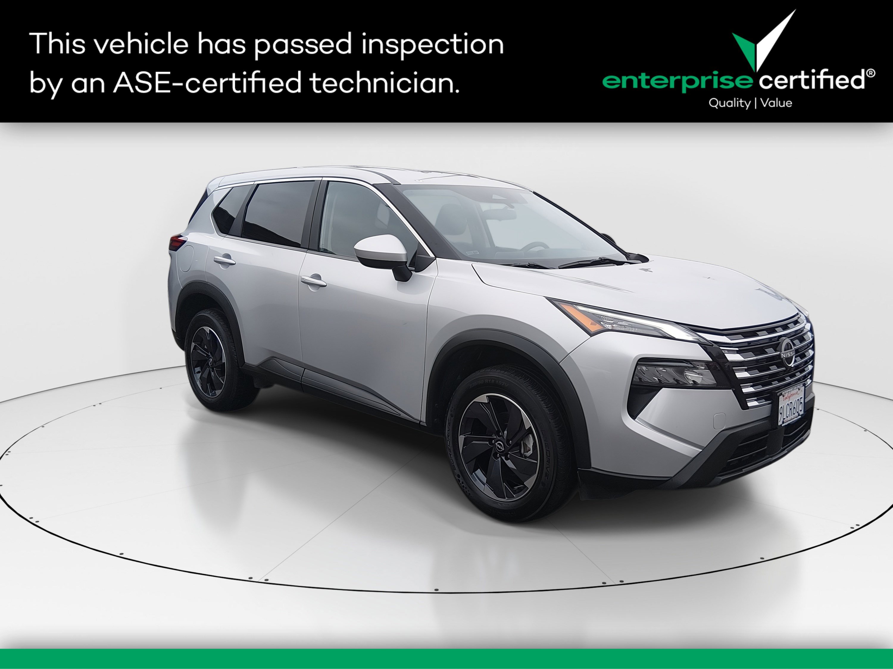 2024 Nissan Rogue SV's photo