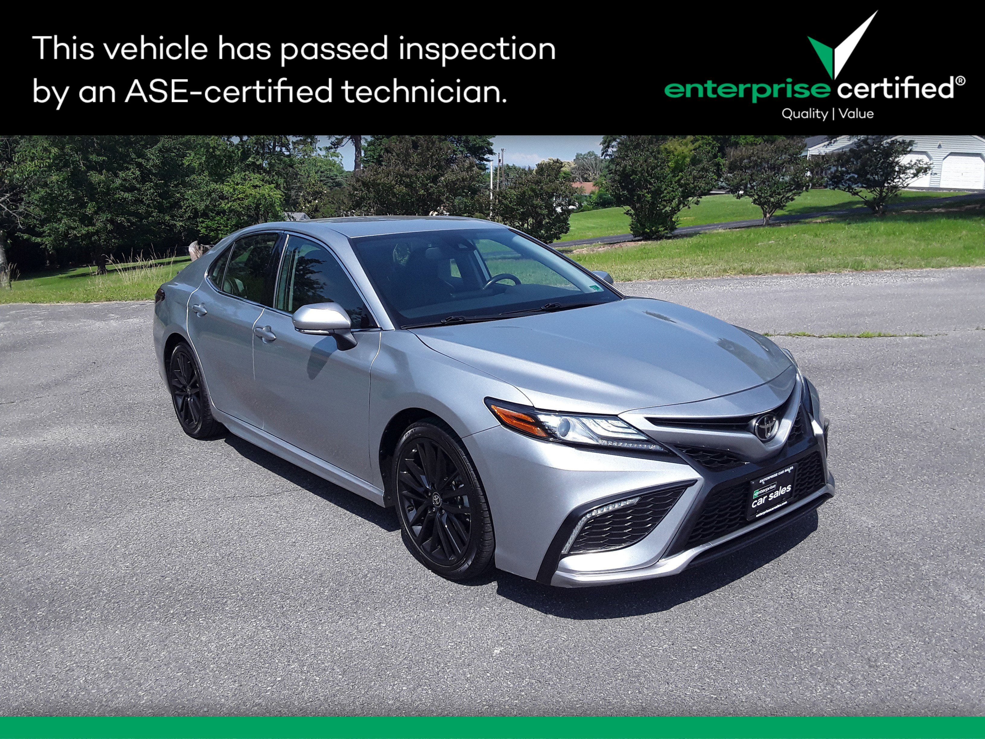 2022 Toyota Camry XSE Auto