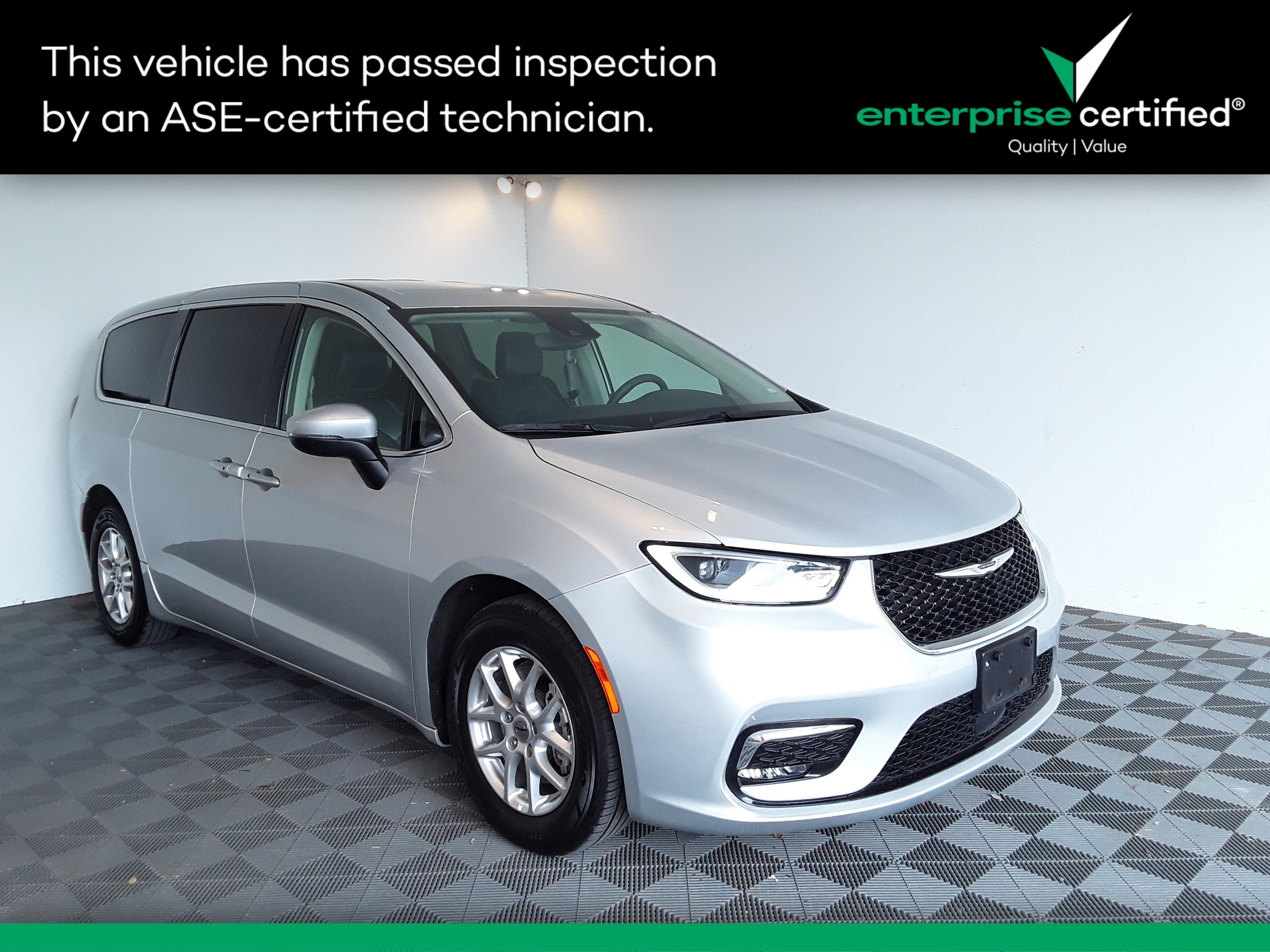 2023 Chrysler Pacifica Touring L FWD