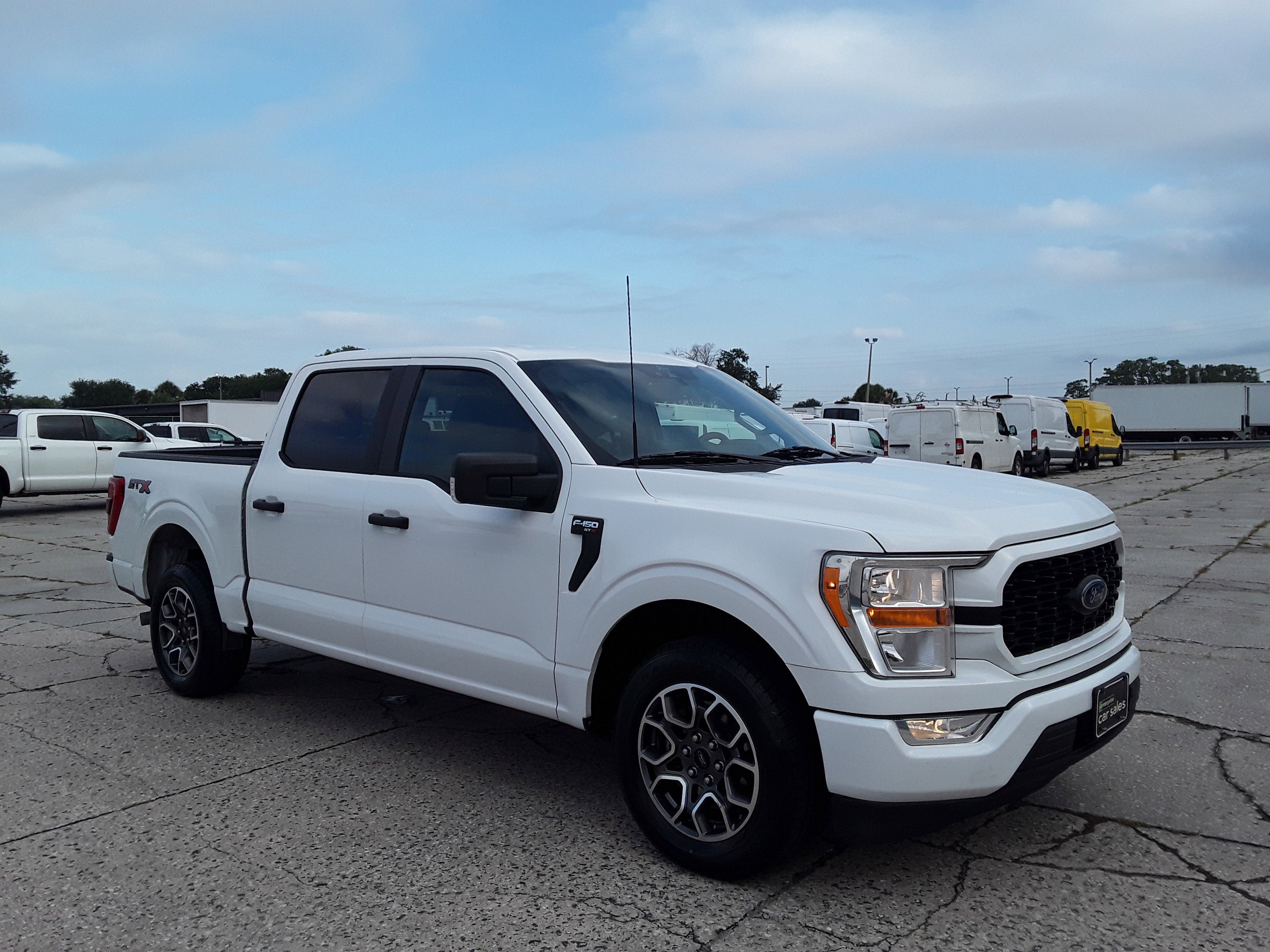 2021 Ford F-150 XL 2WD SuperCrew 5.5' Box
