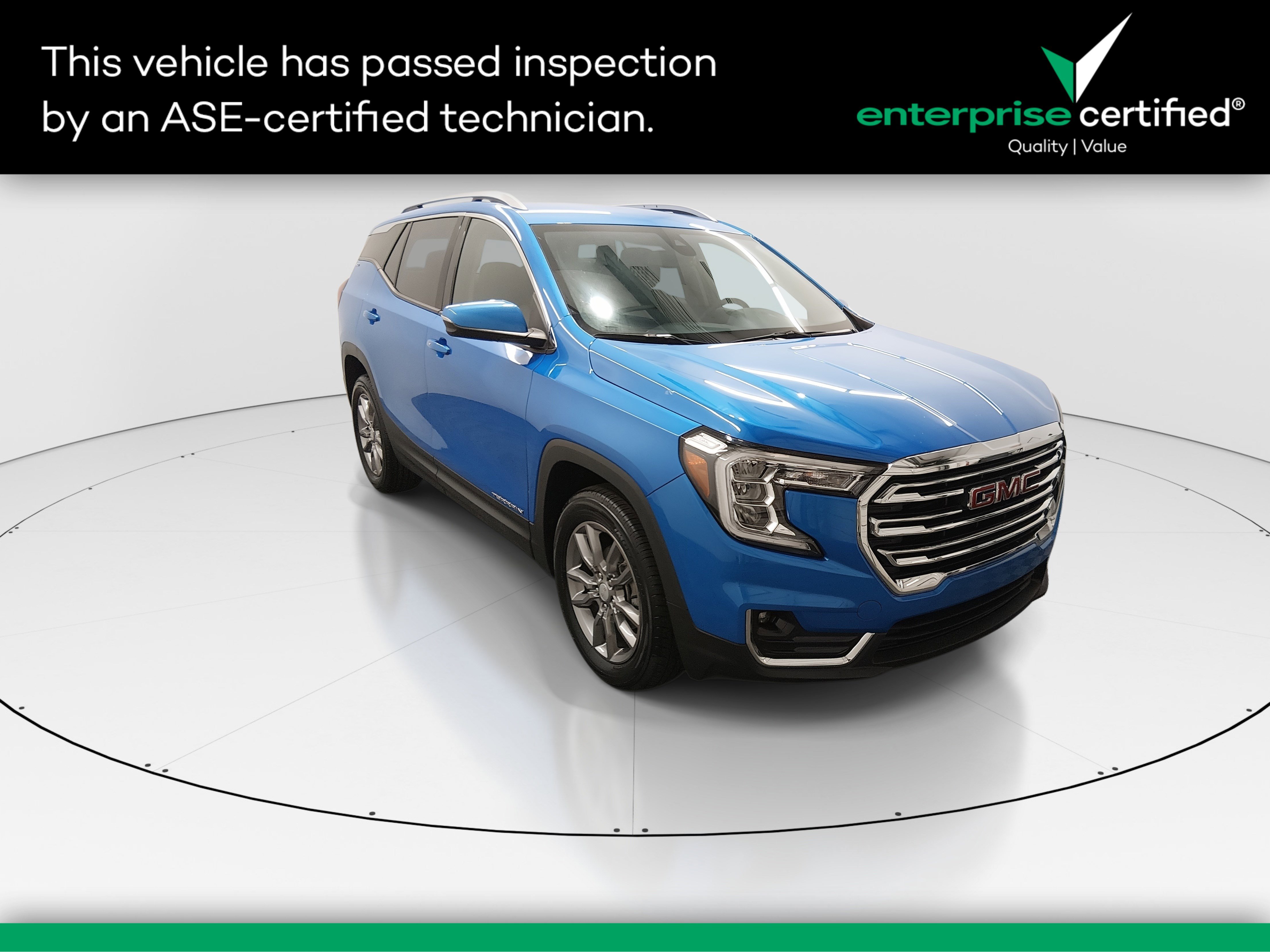 2024 GMC Terrain SLT's photo