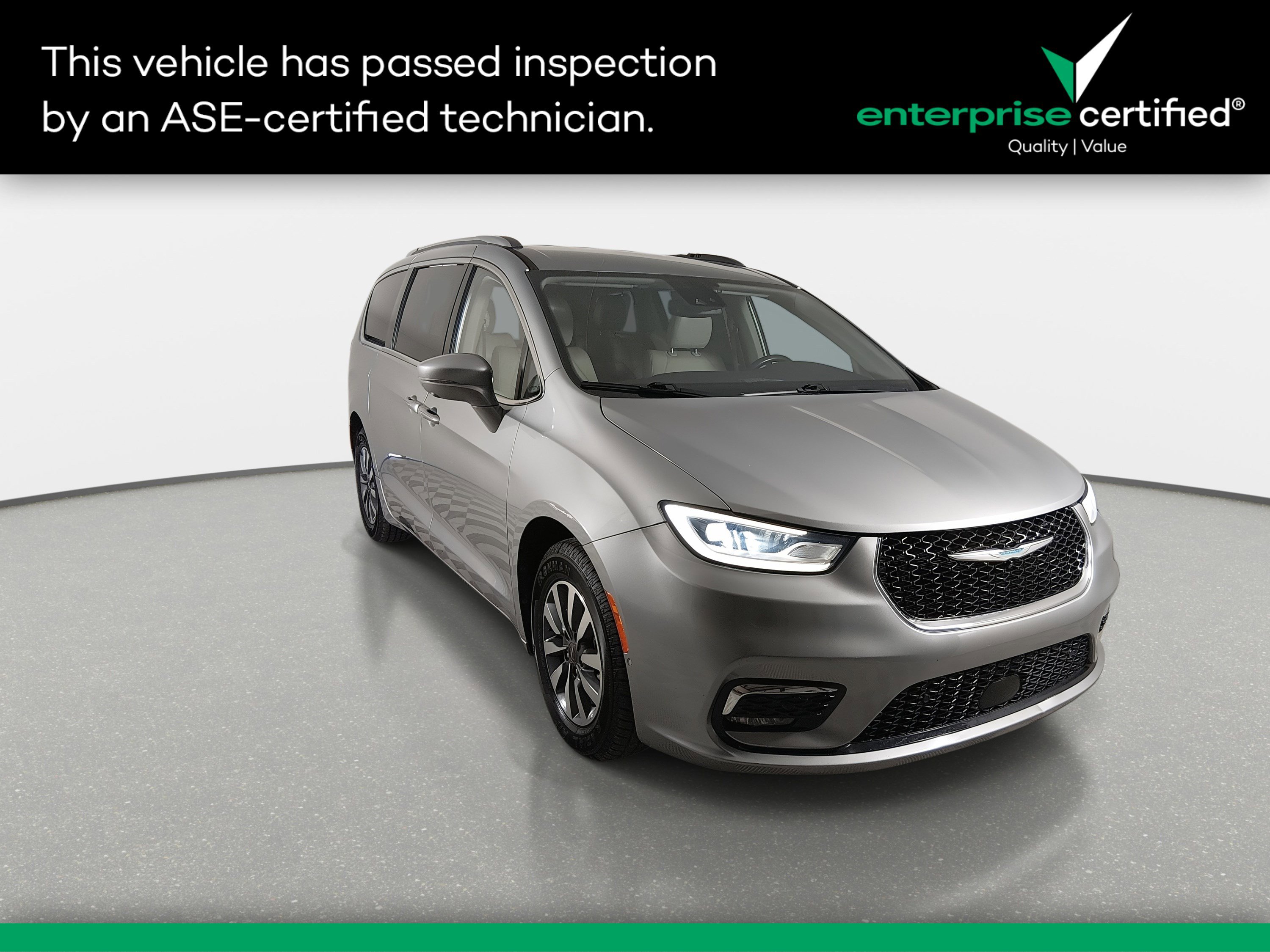 Used 2021 Chrysler Pacifica Hybrid Touring L FWD