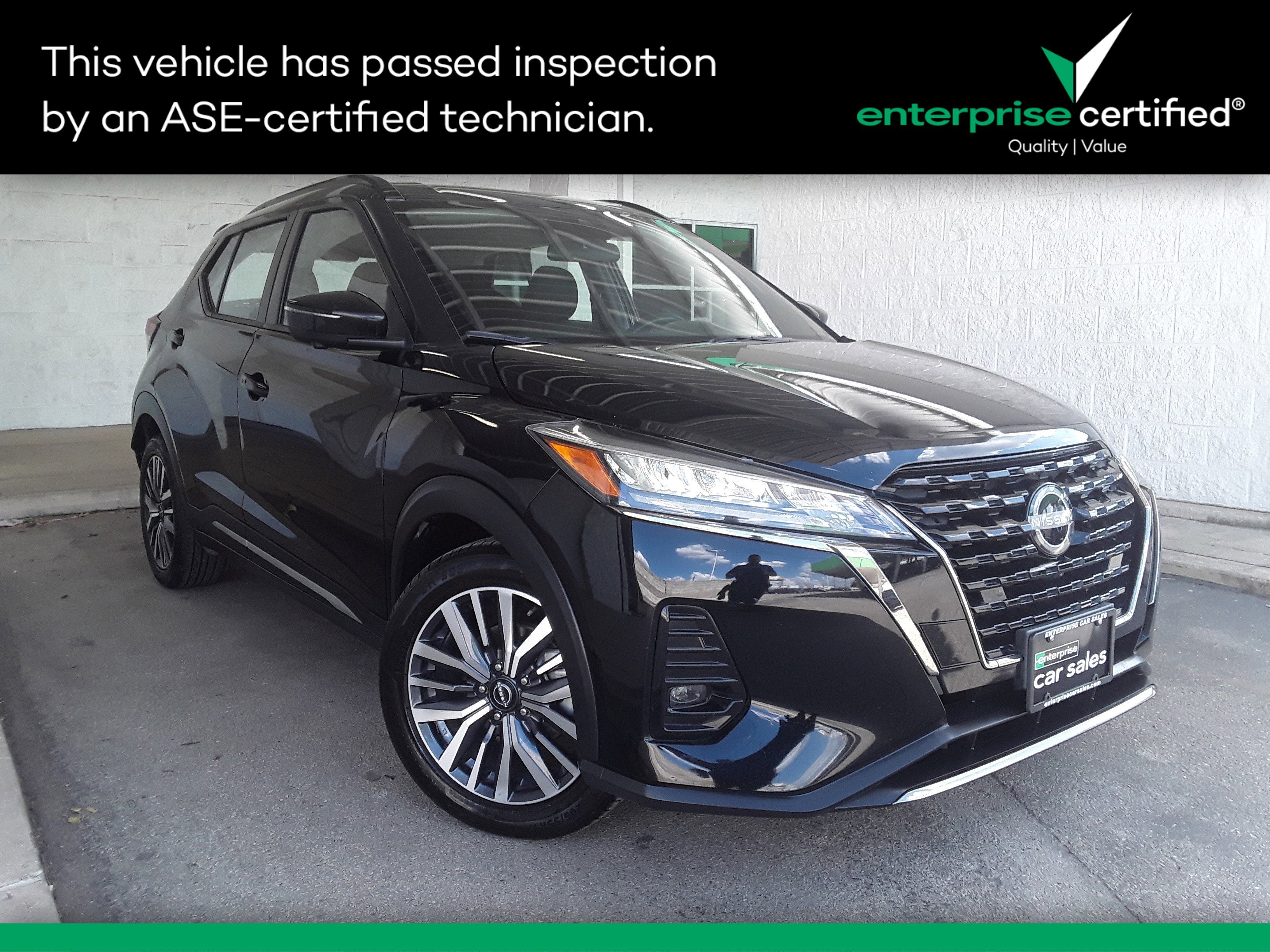 Used 2024 Nissan Kicks SR FWD