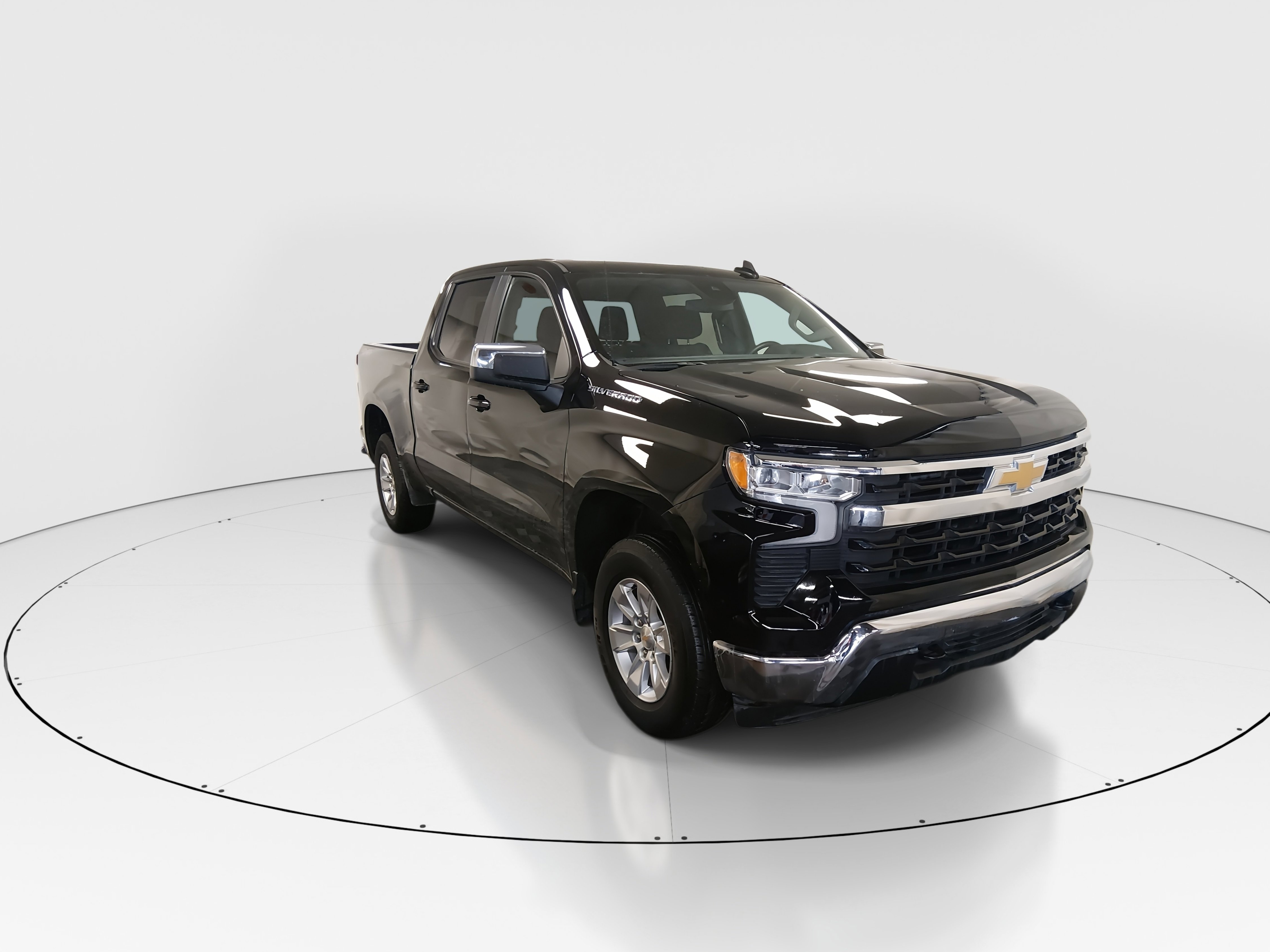 Used 2025 Chevrolet Silverado 1500 4WD Crew Cab 147" LT w/1LT