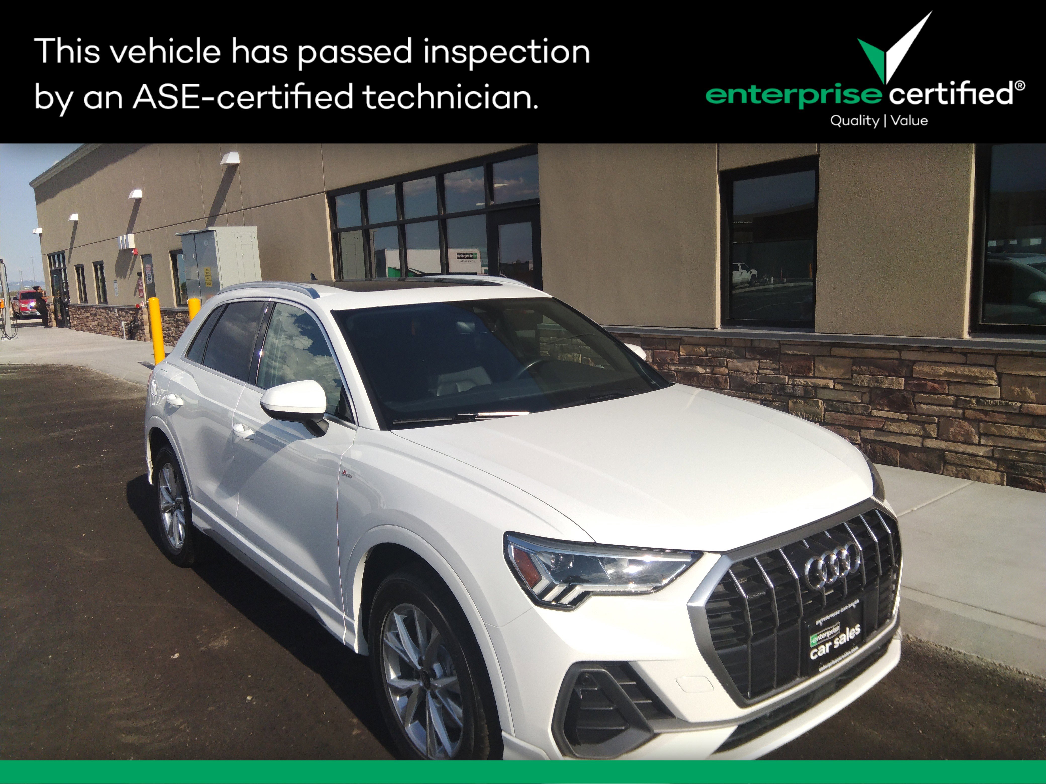 2023 Audi Q3 S line Premium 45 TFSI quattro