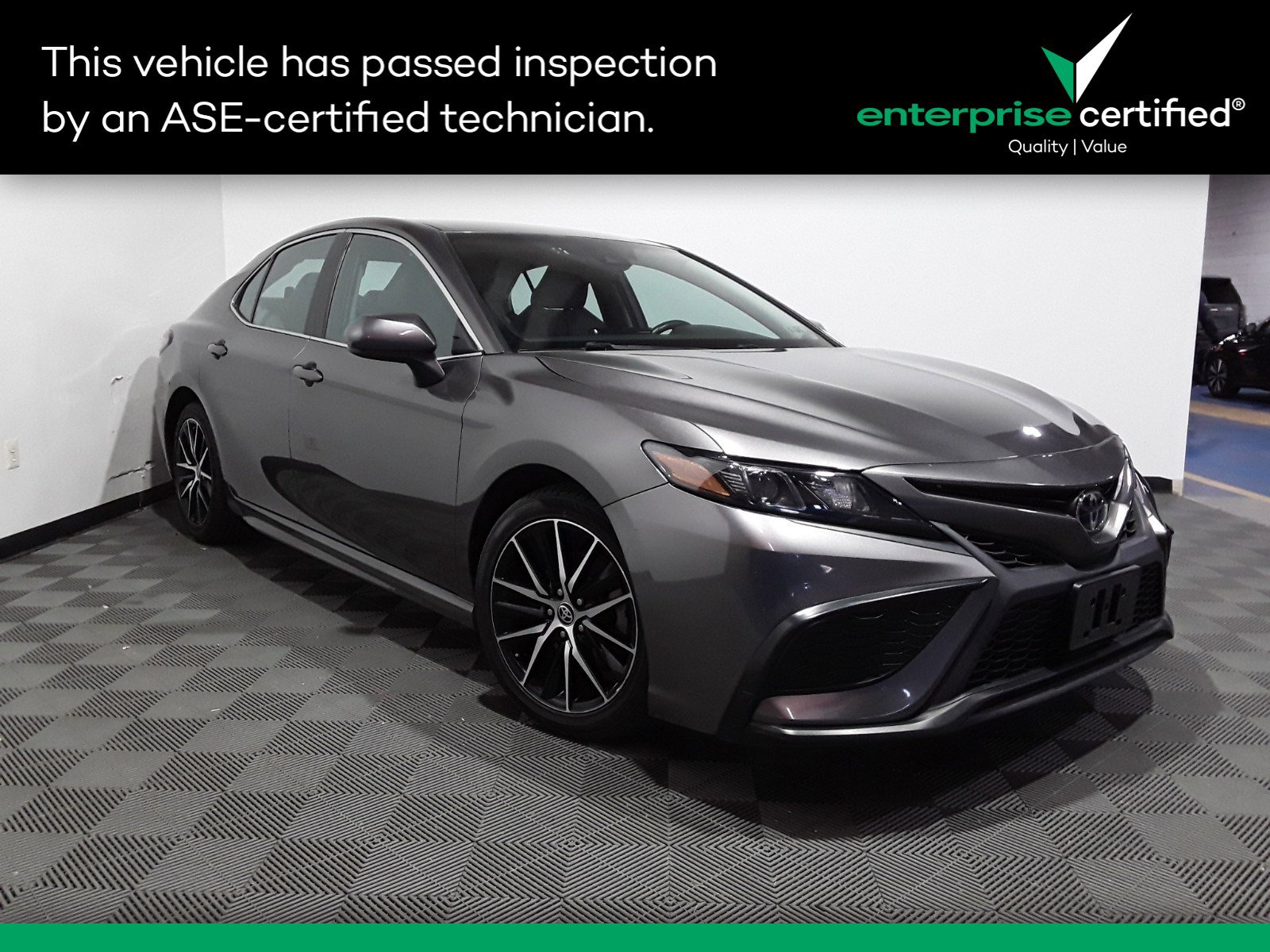 Used 2021 Toyota Camry SE Auto