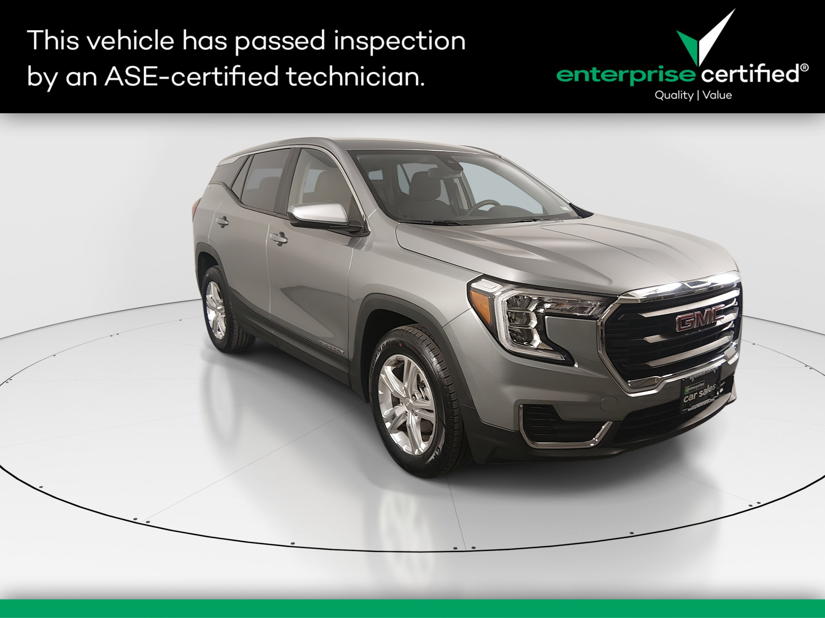 2024 GMC Terrain SLE's photo