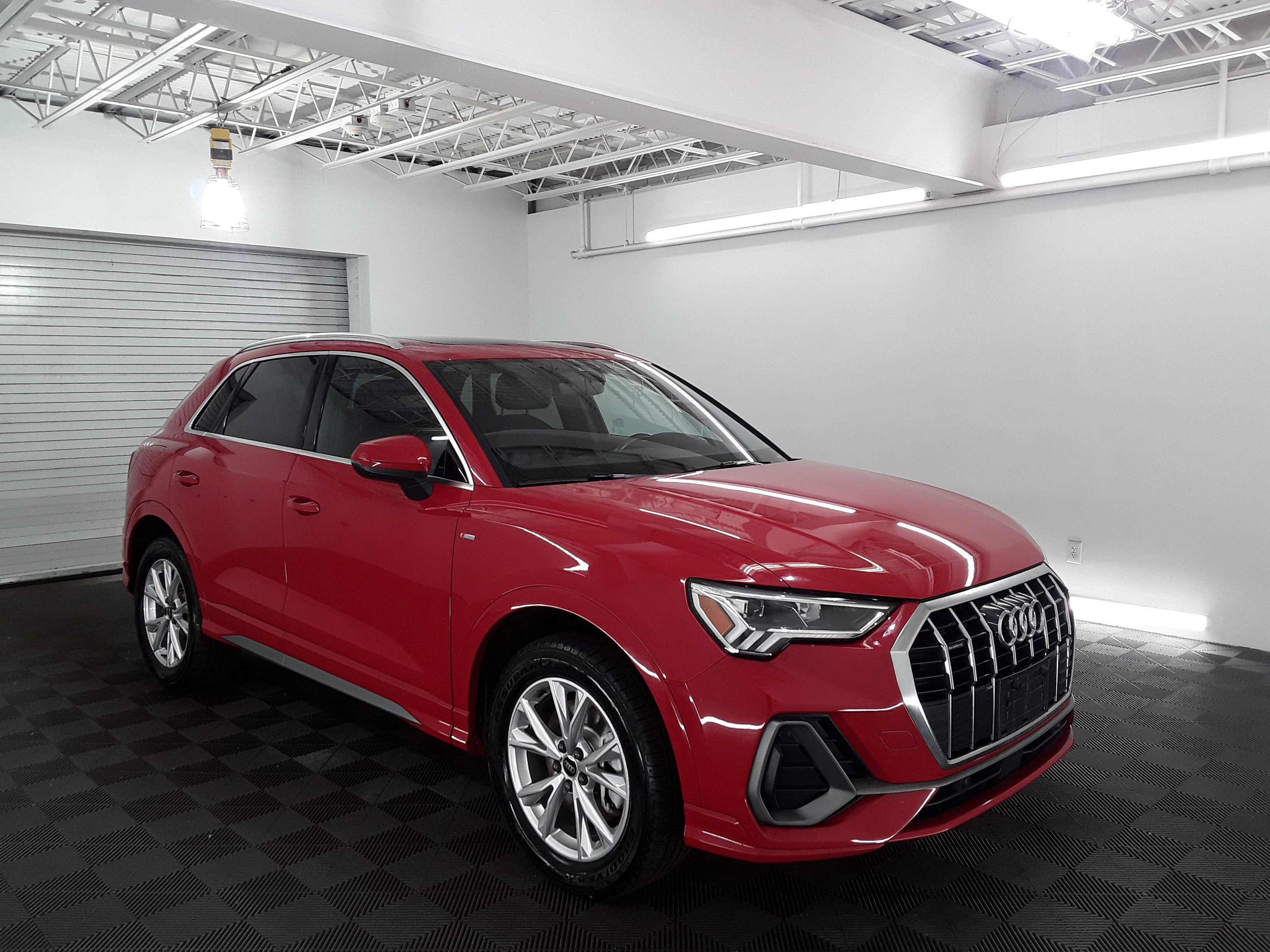 2023 Audi Q3 S line Premium 45 TFSI quattro