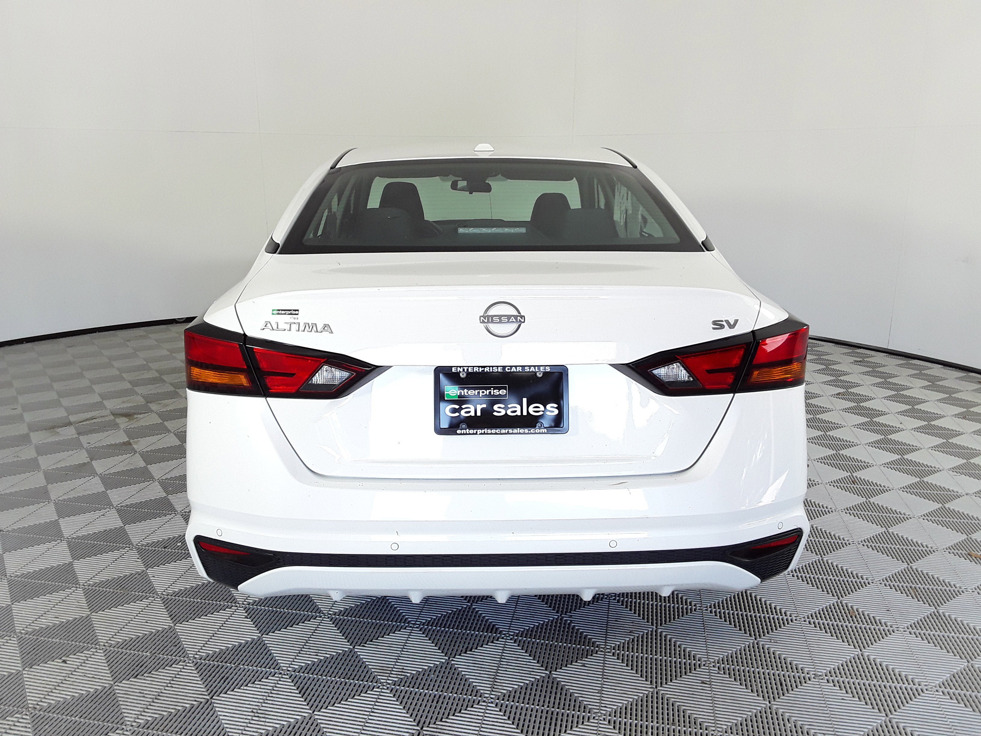 Image of Used 2023 Nissan Altima 2.5 SV Sedan
