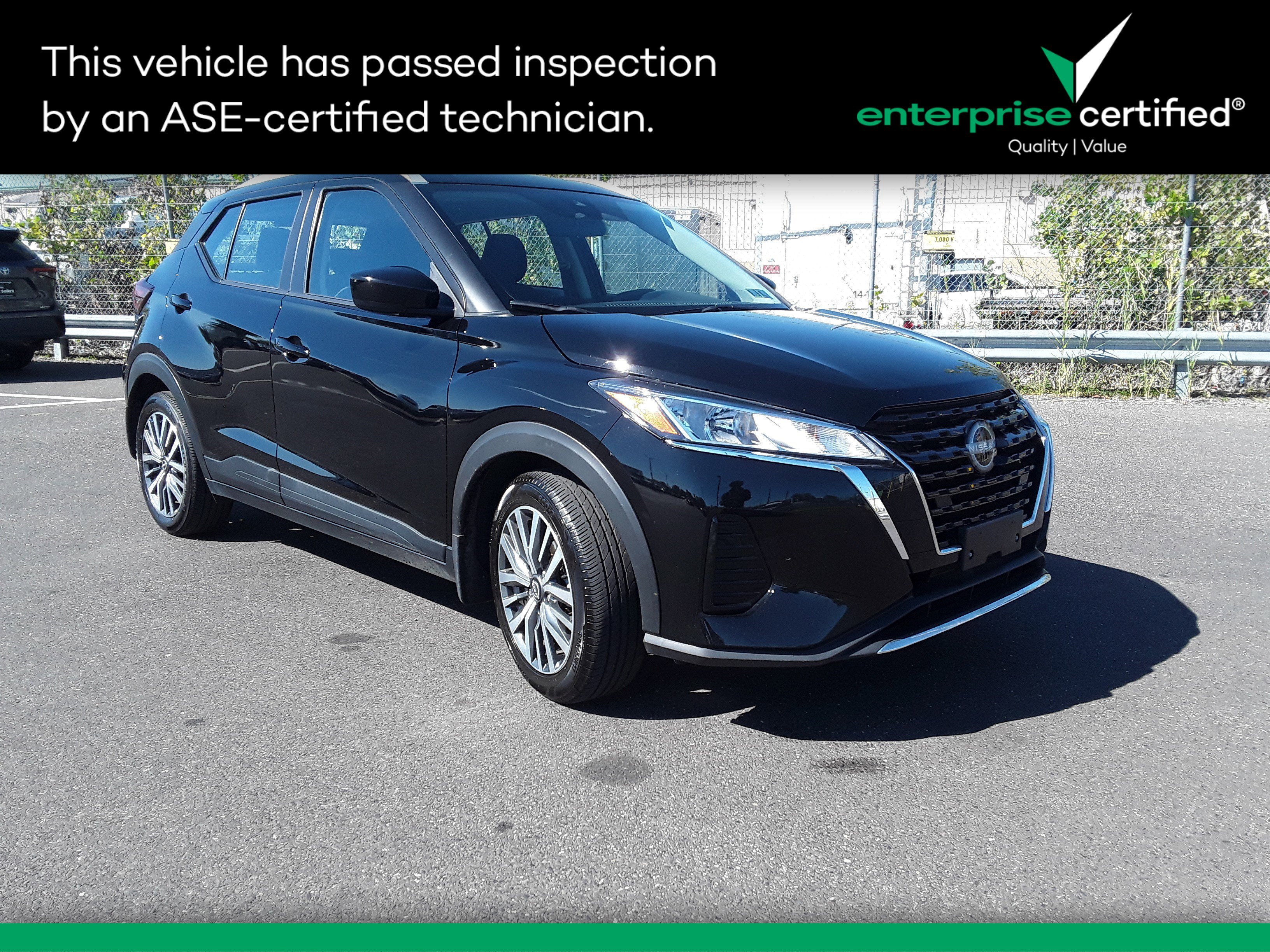 Used 2023 Nissan Kicks SV FWD