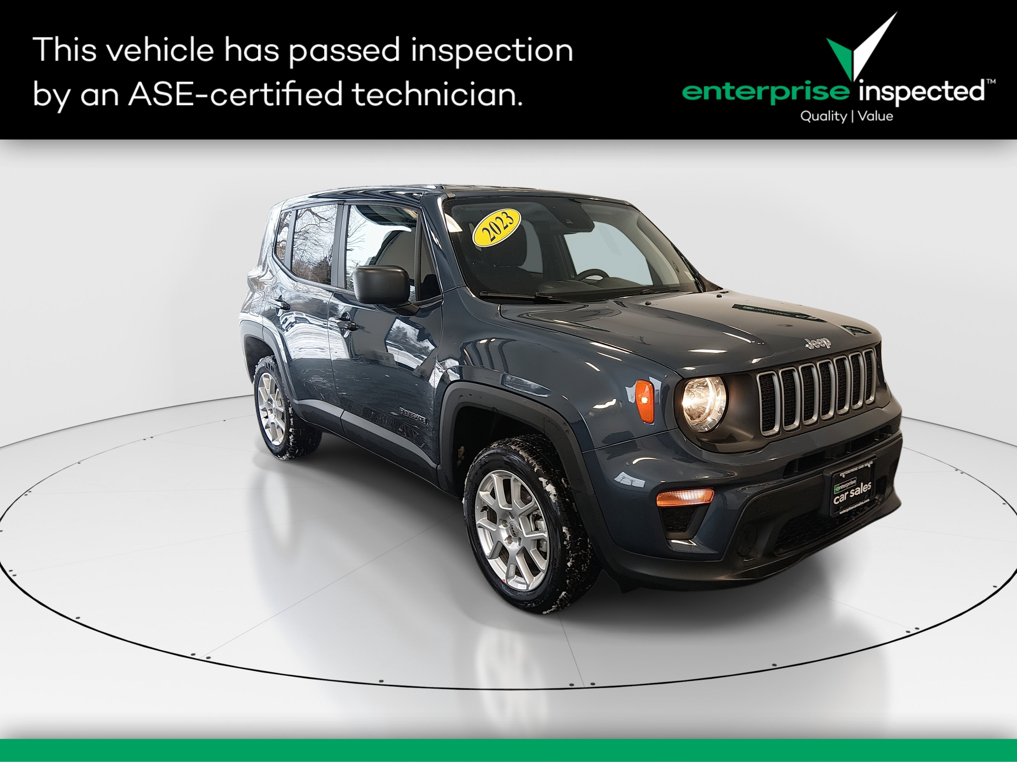 2023 Jeep Renegade Latitude's photo