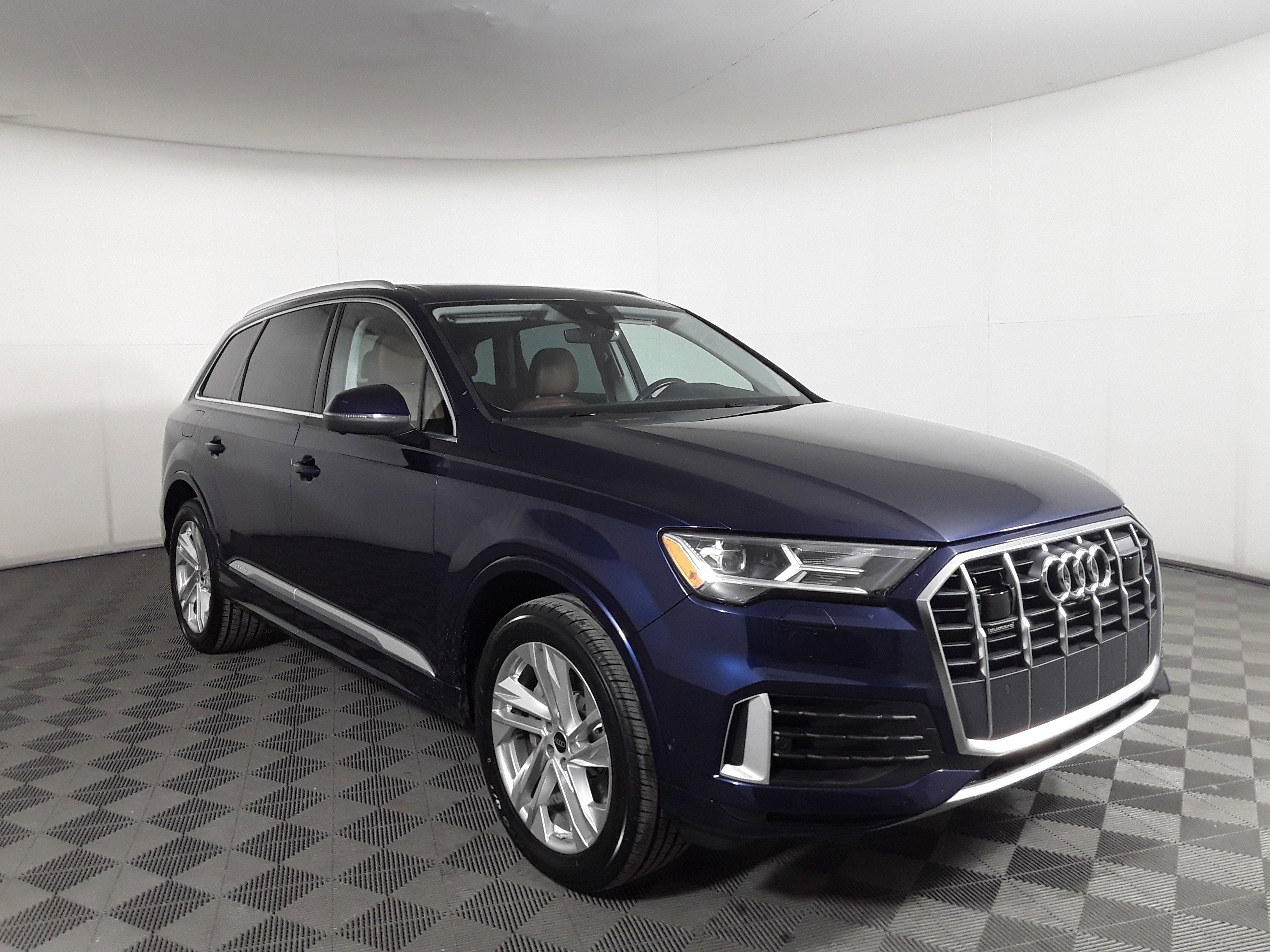 2022 Audi Q7 Premium Plus 55 TFSI quattro