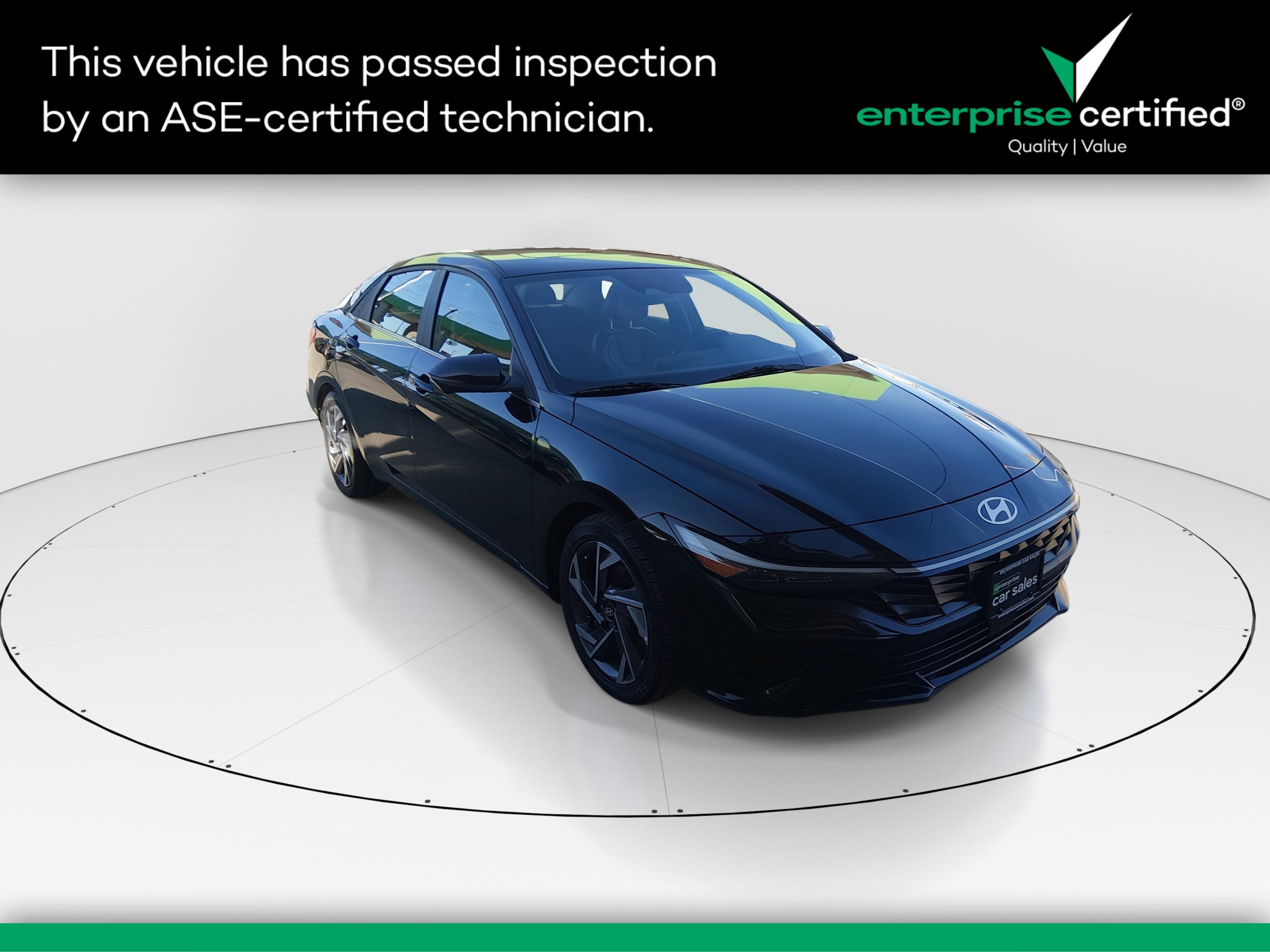 2024 Hyundai Elantra Limited's photo