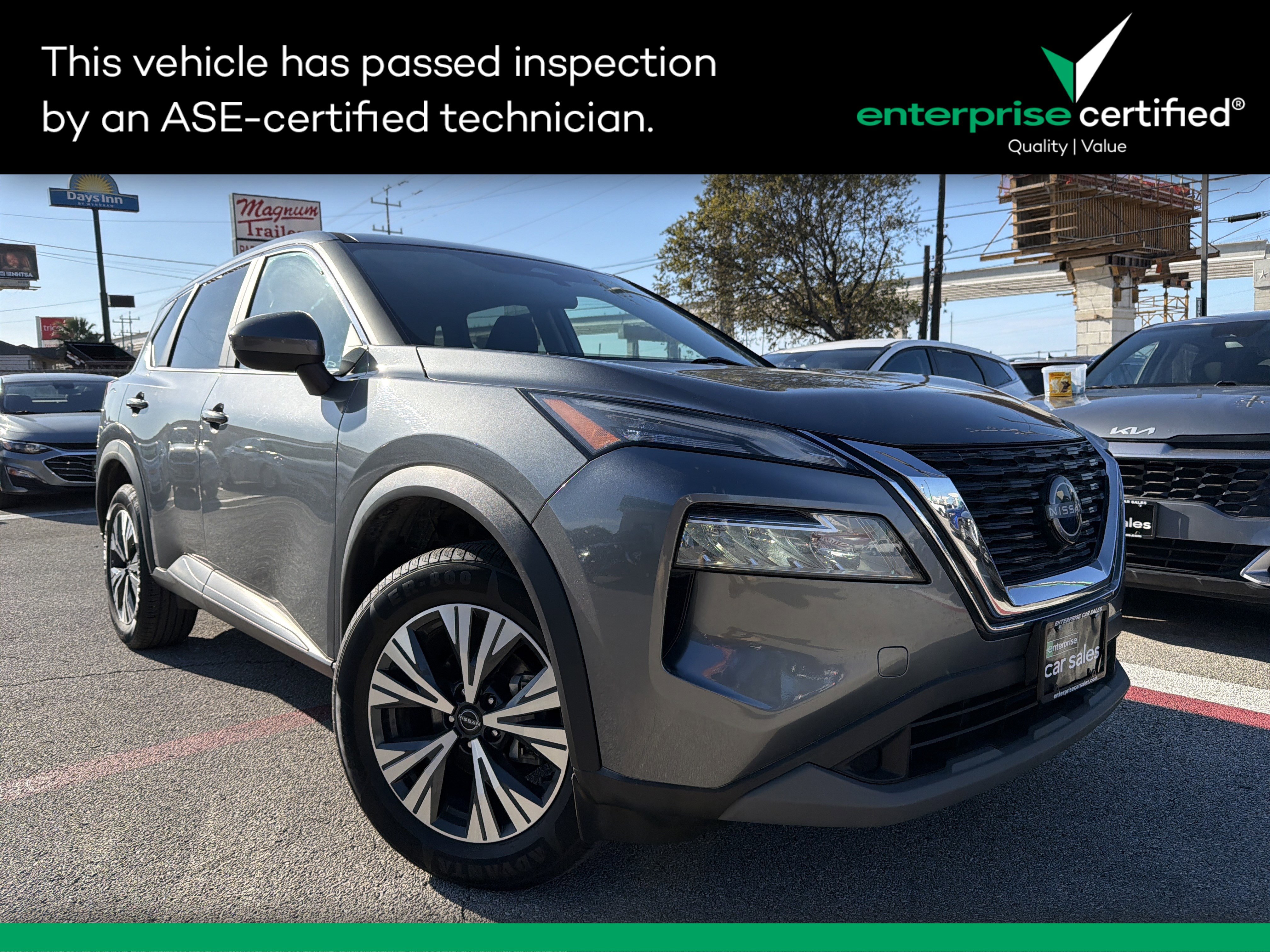 2023 Nissan Rogue SV