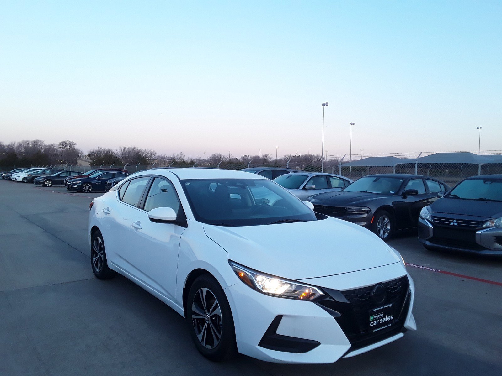 2022 Nissan Sentra SV CVT