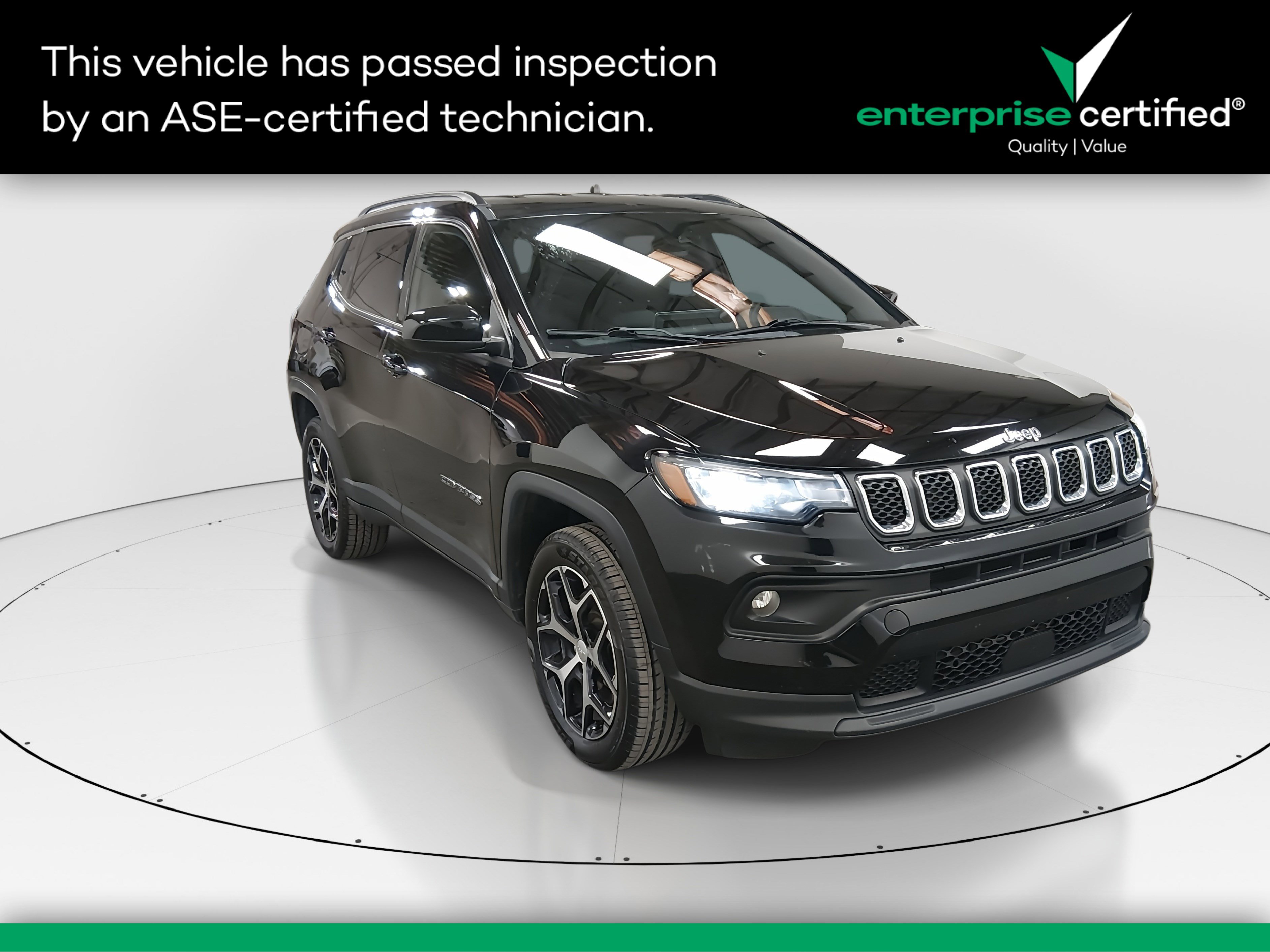 2024 Jeep Compass Latitude's photo
