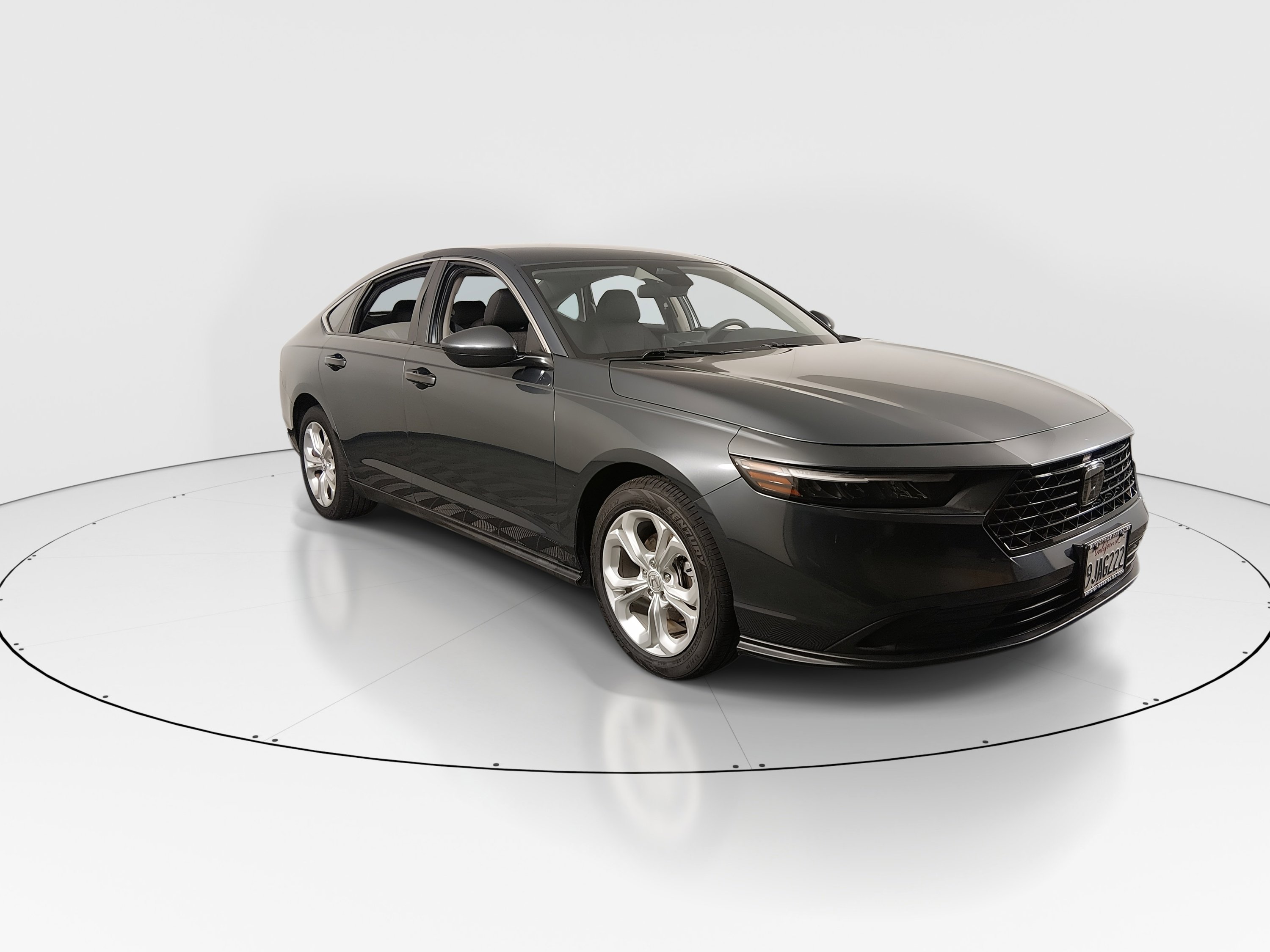 2023 Honda Accord LX's photo