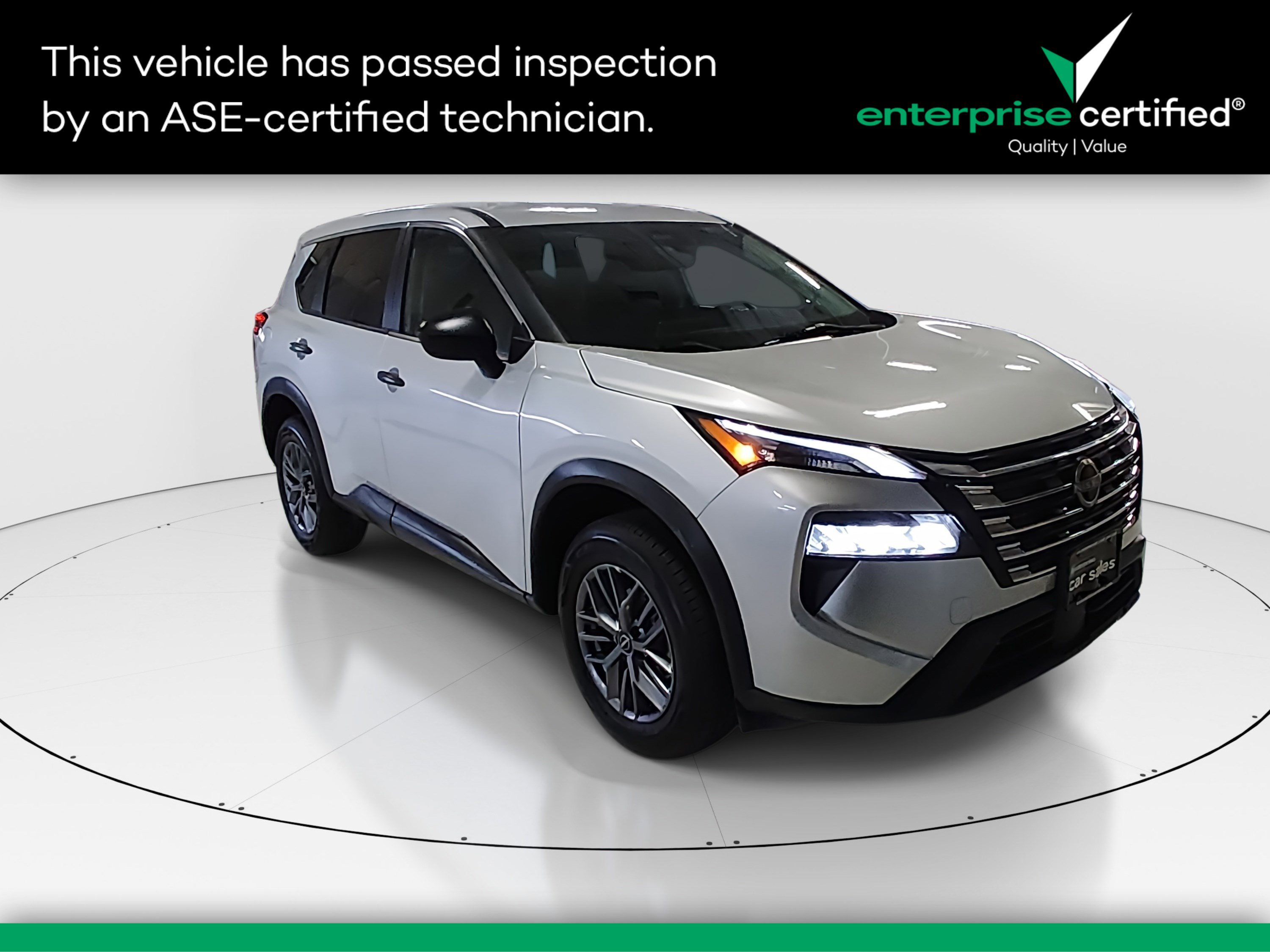 2024 Nissan Rogue S's photo