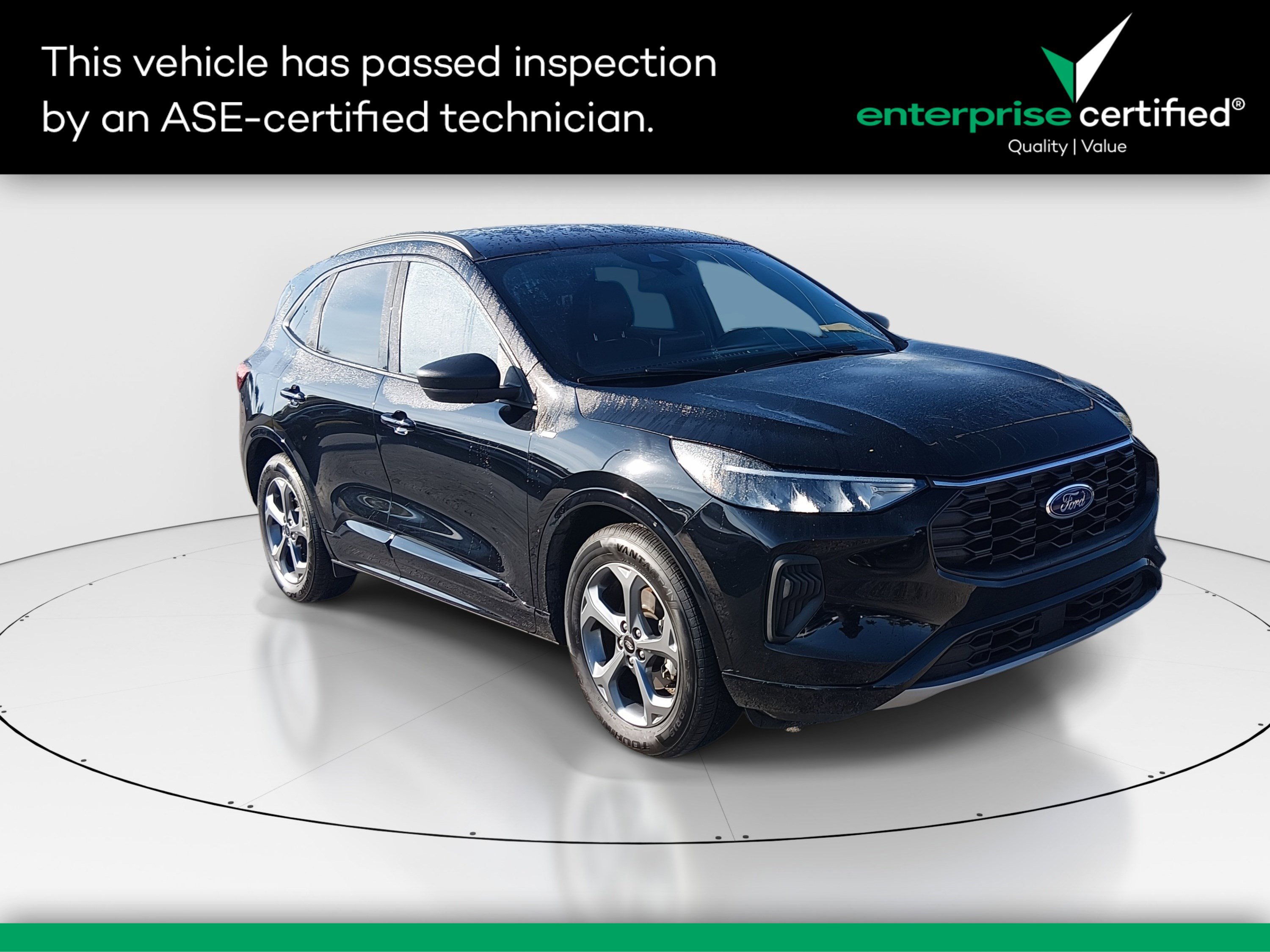 2024 Ford Escape ST-Line's photo