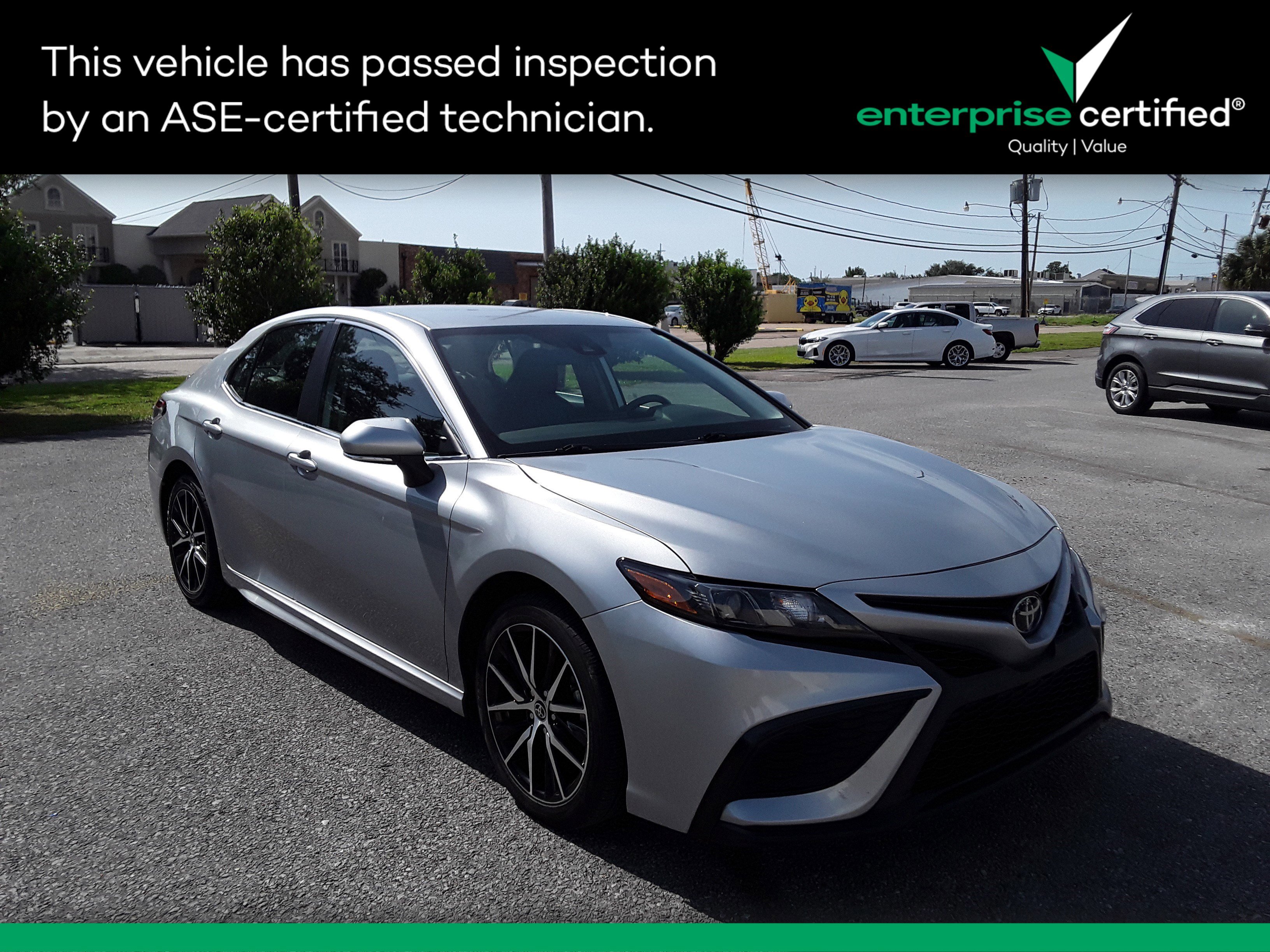 2023 Toyota Camry SE Auto