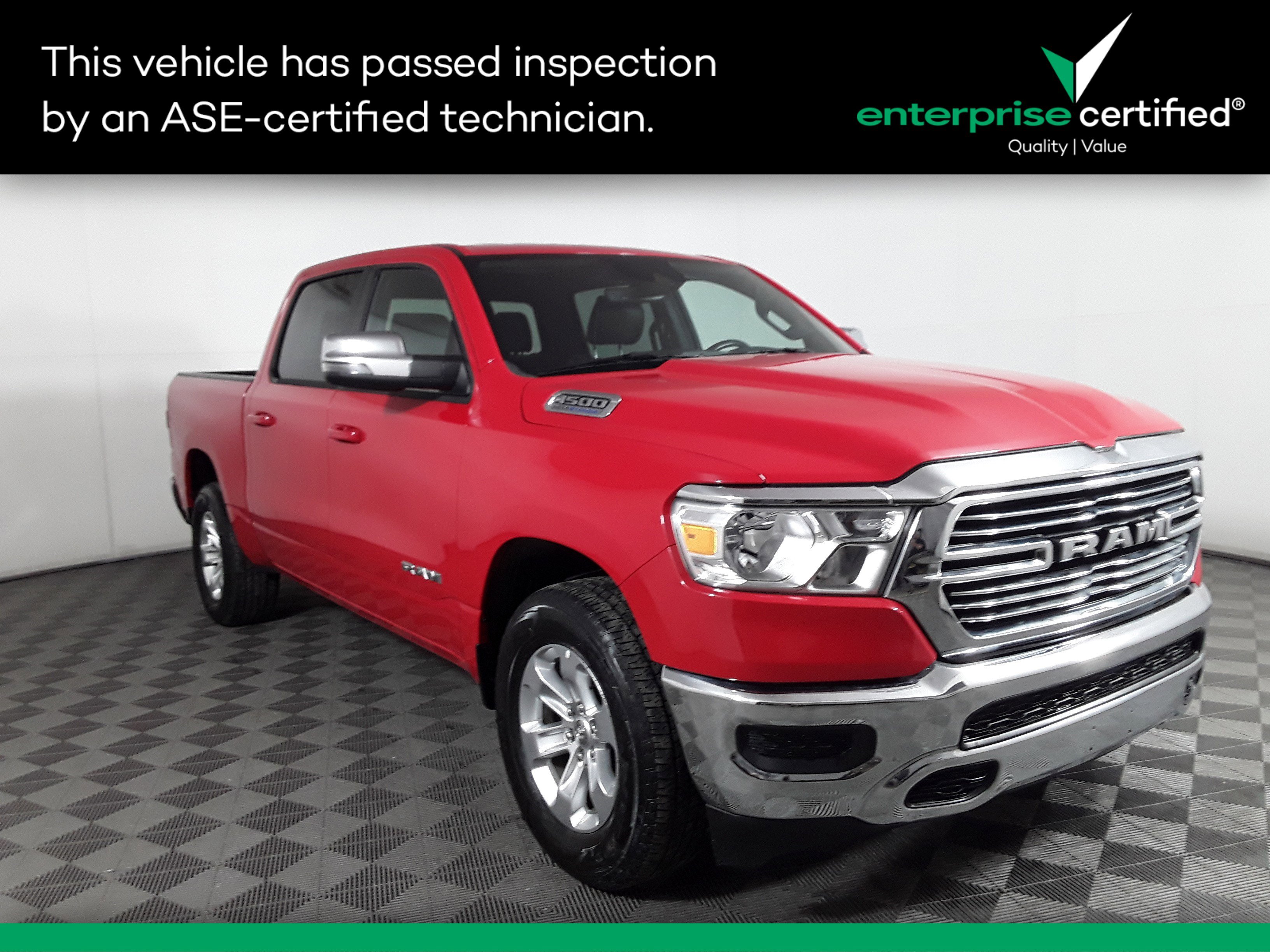 2024 Ram 1500 Laramie 4x2 Crew Cab 5'7