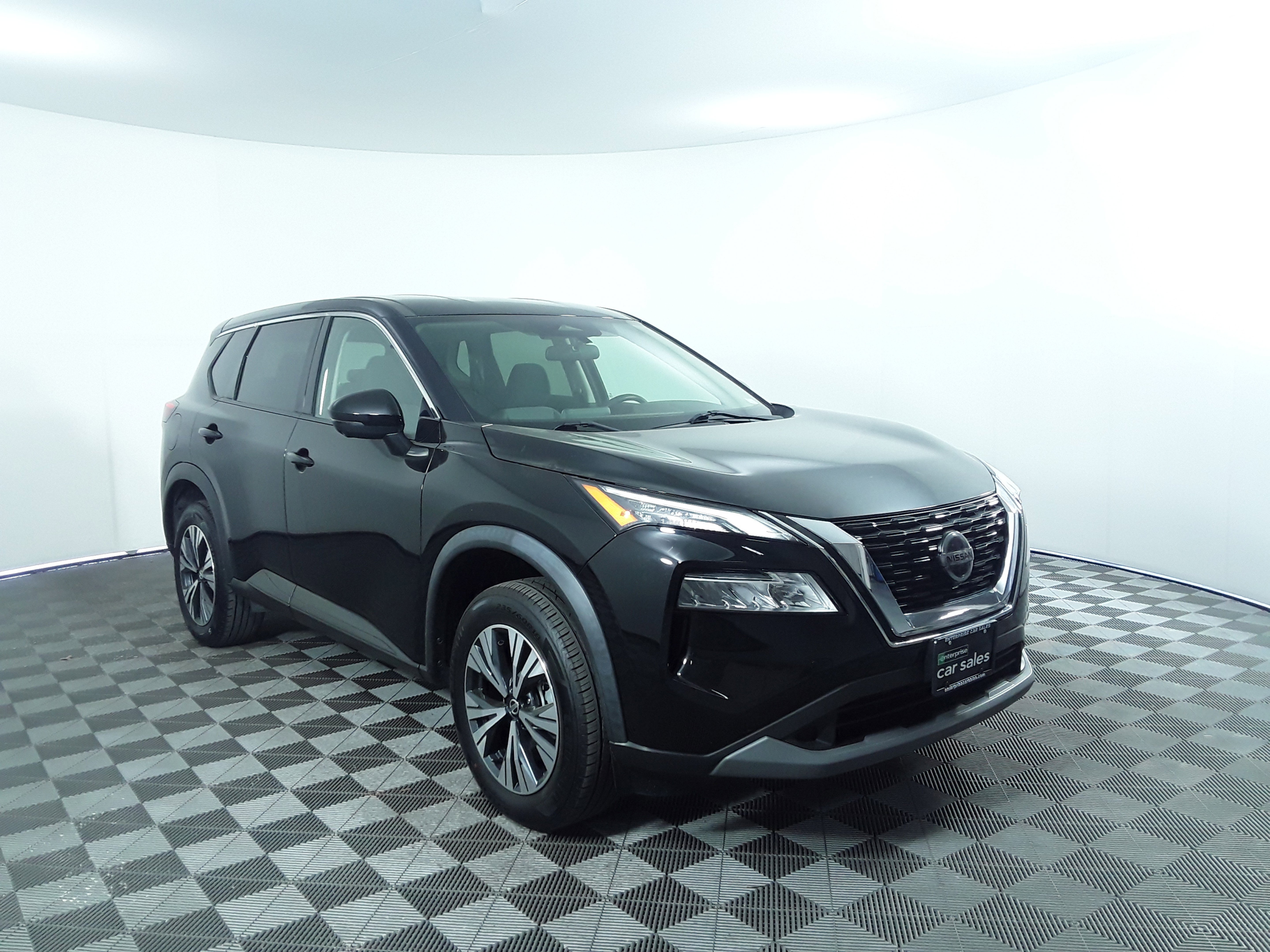 2021 Nissan Rogue FWD SV