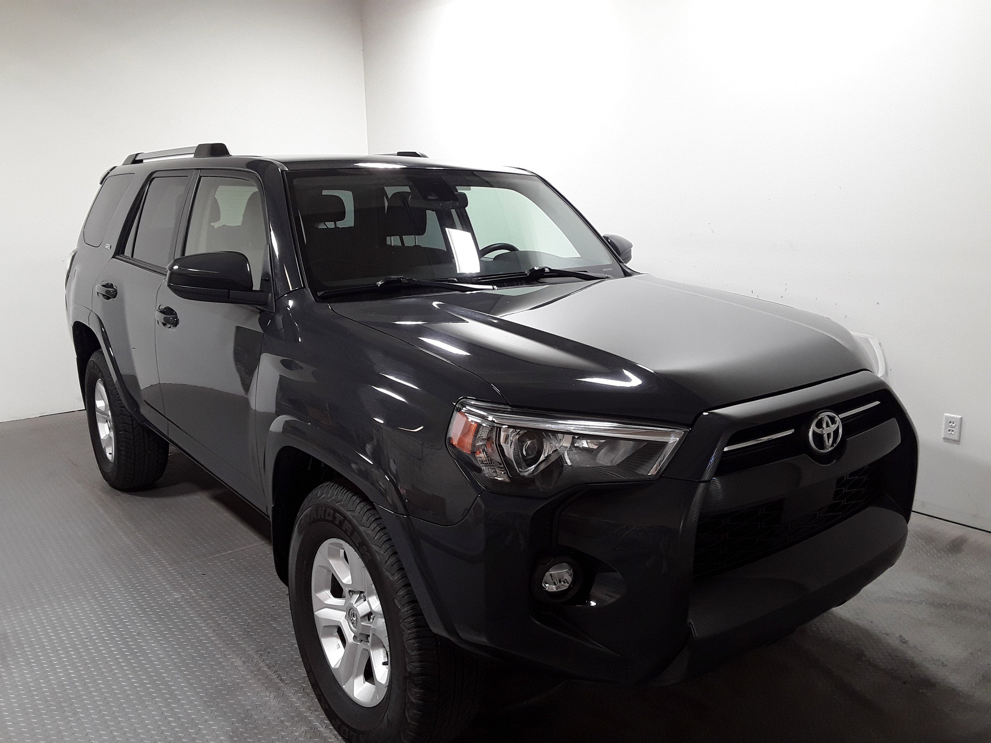 2024 Toyota 4Runner SR5 2WD