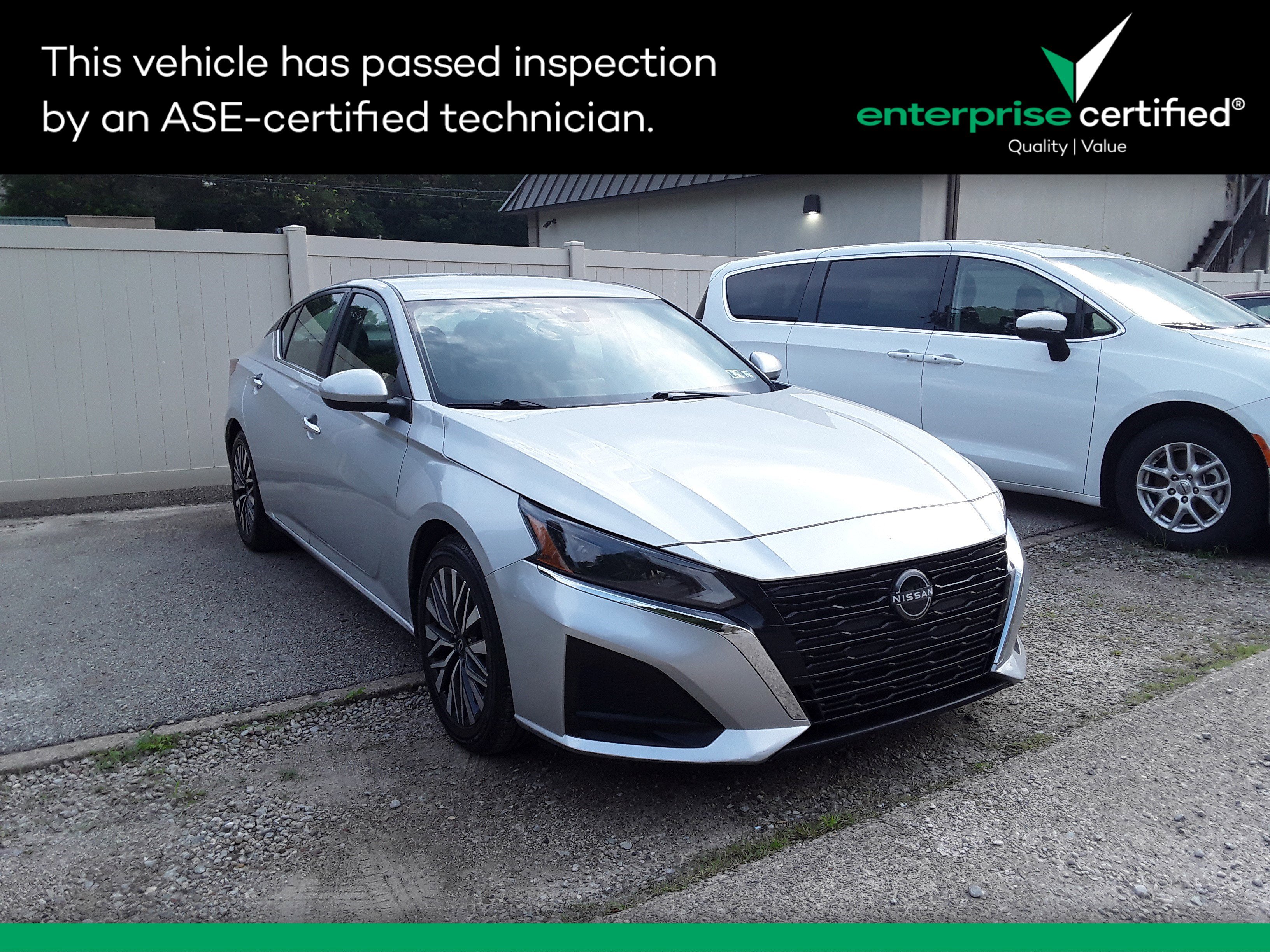 Used 2023 Nissan Altima 2.5 SV Sedan
