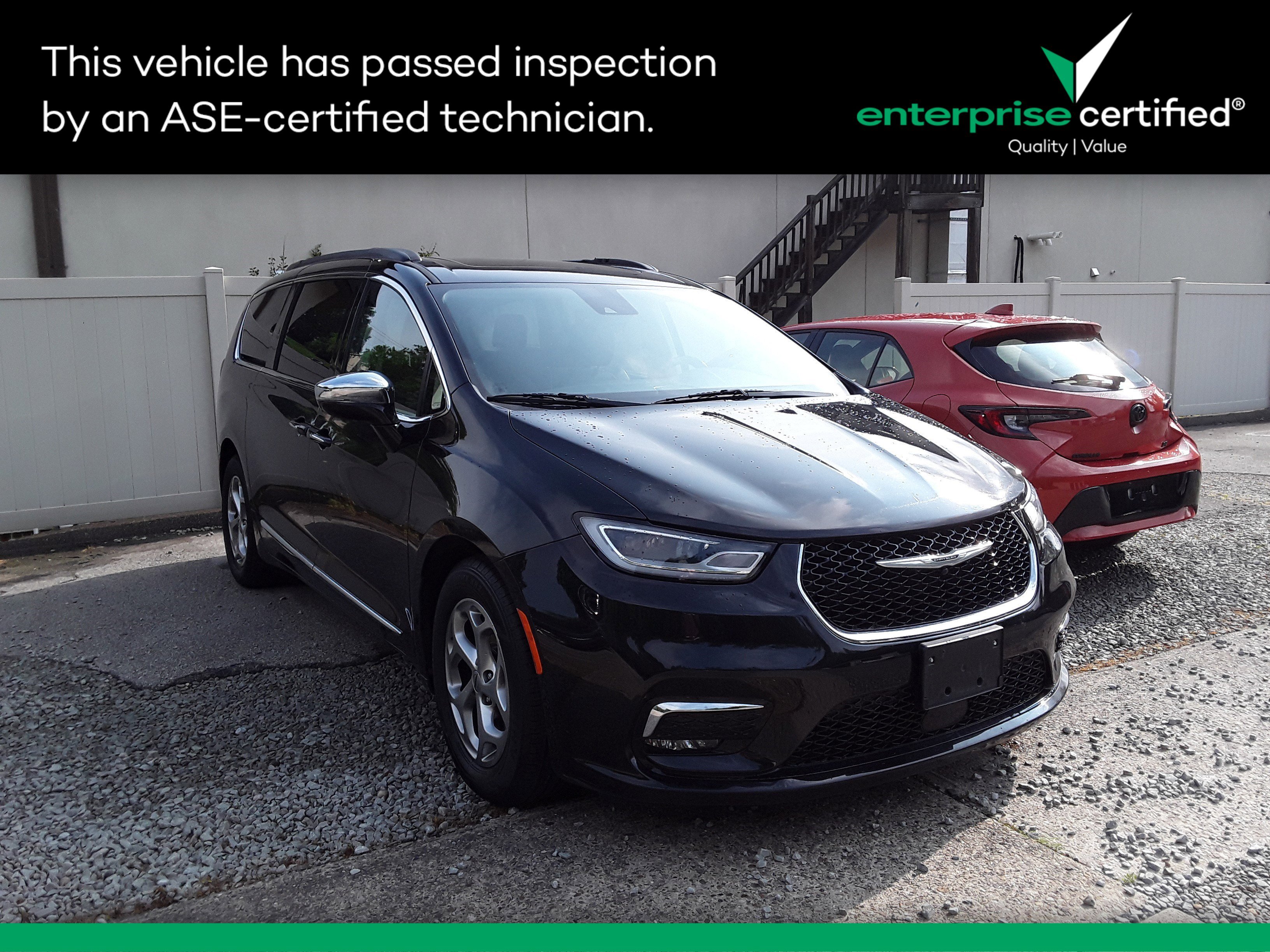 2023 Chrysler Pacifica Limited FWD