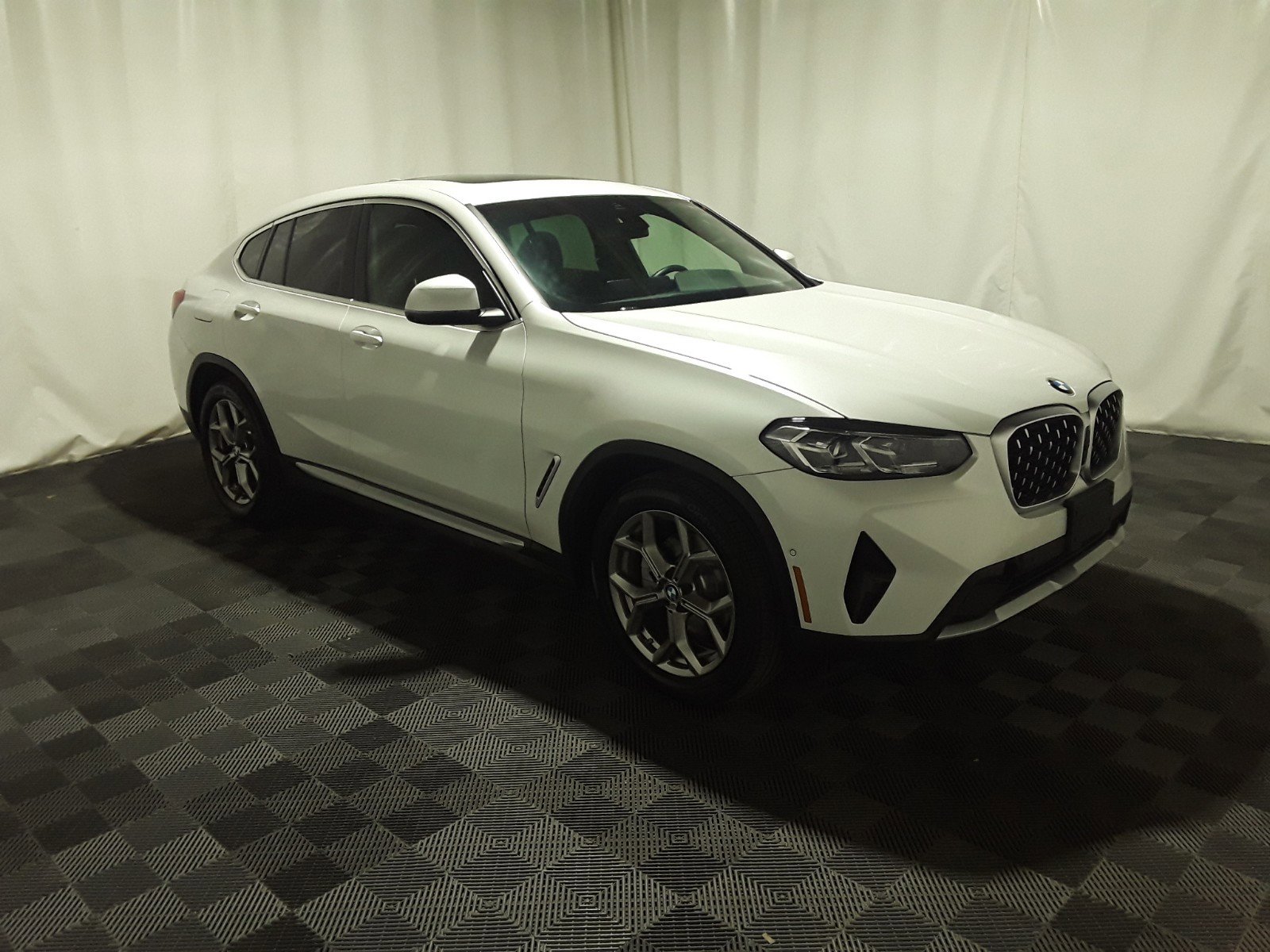 2024 BMW X4 xDrive30i Sports Activity Coupe