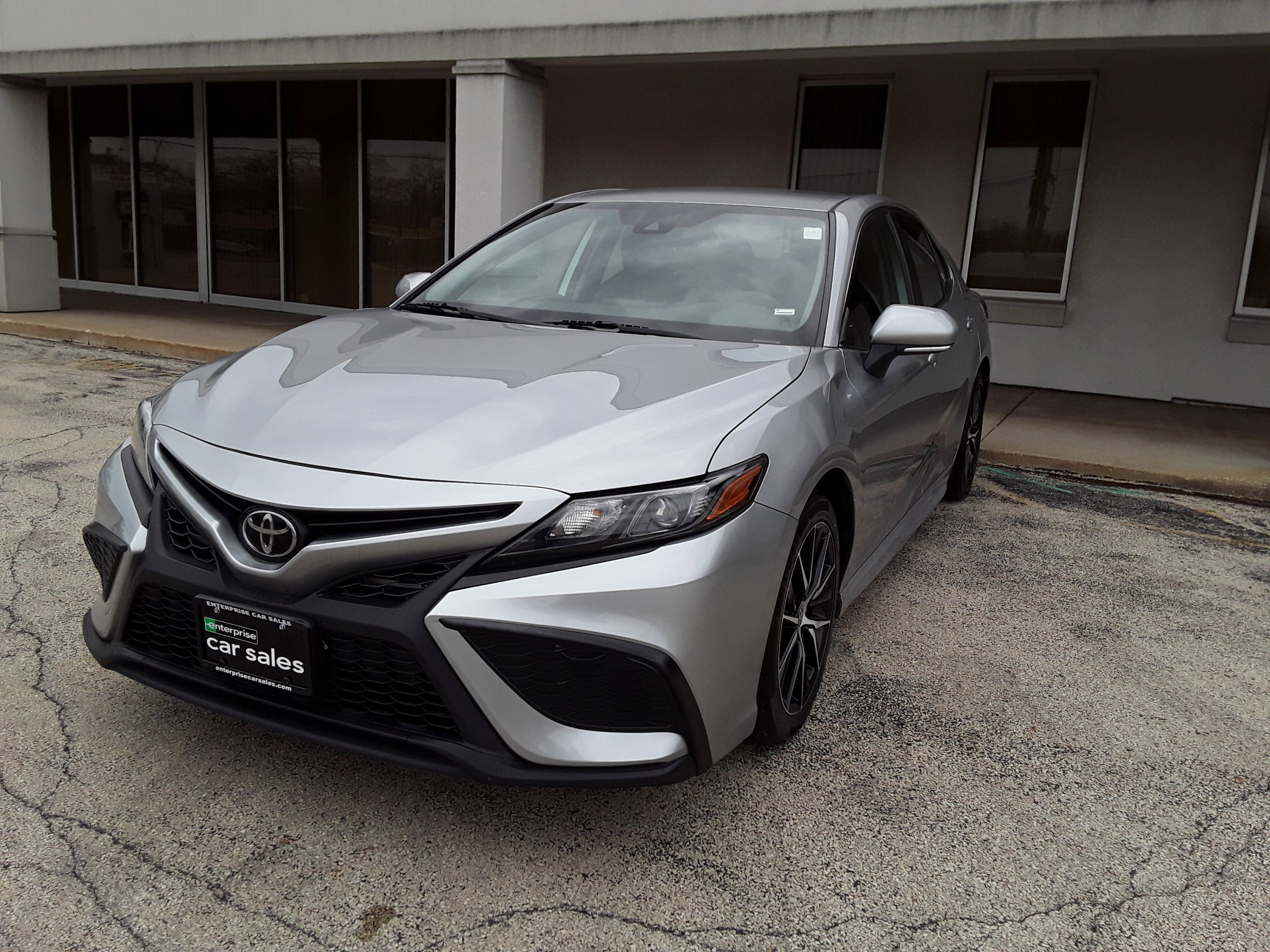 Image 4 of Used 2022 Toyota Camry SE Auto