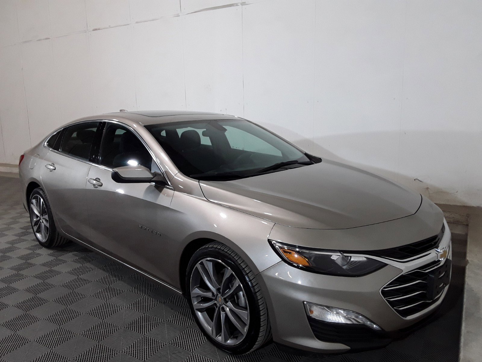 2022 Chevrolet Malibu 4dr Sdn LT