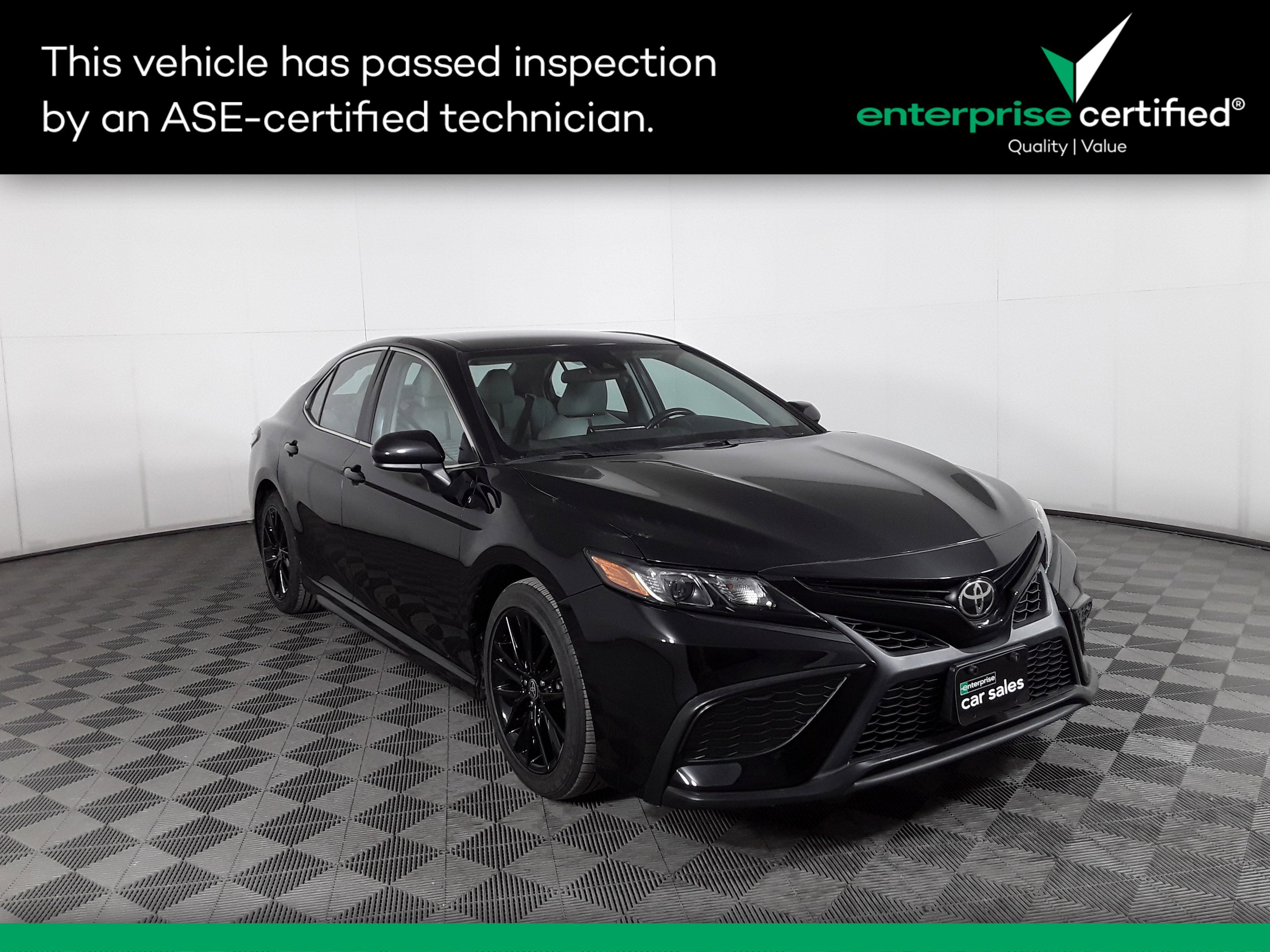 2021 Toyota Camry SE Auto