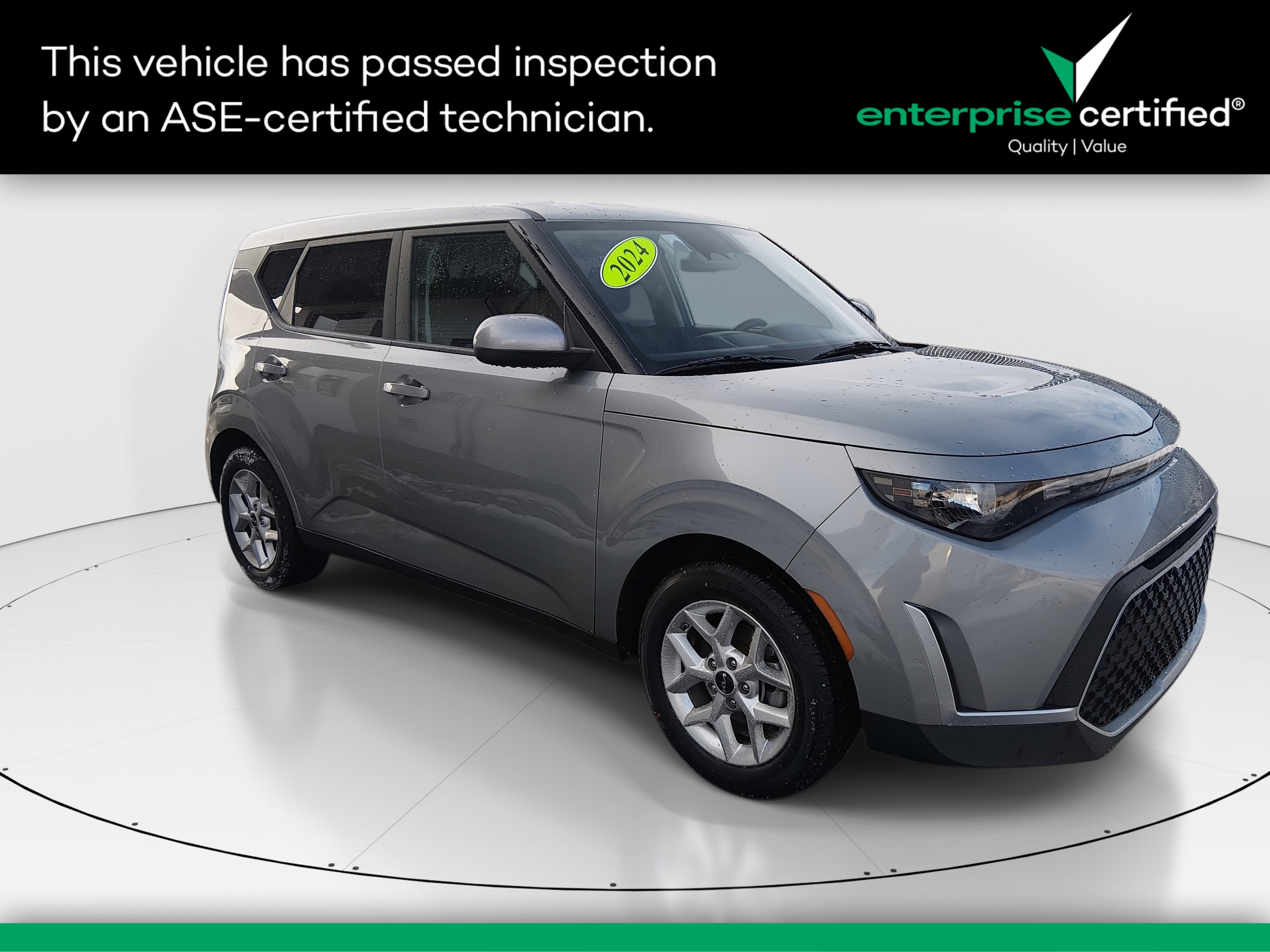 2024 Kia Soul LX's photo