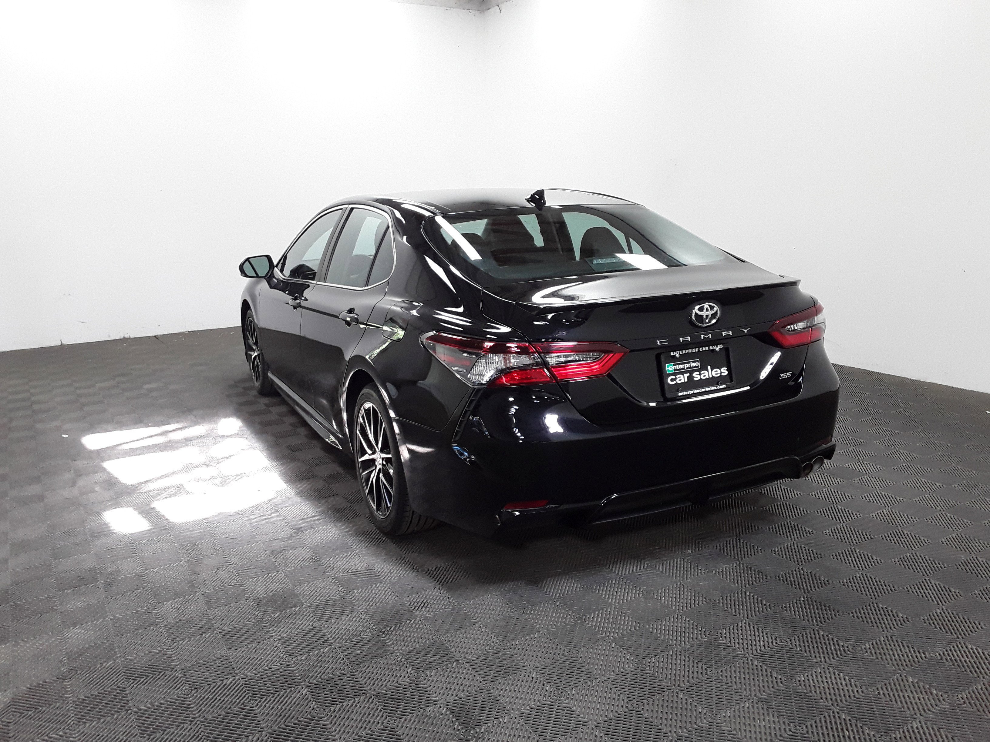 Image 5 of Used 2023 Toyota Camry SE Auto